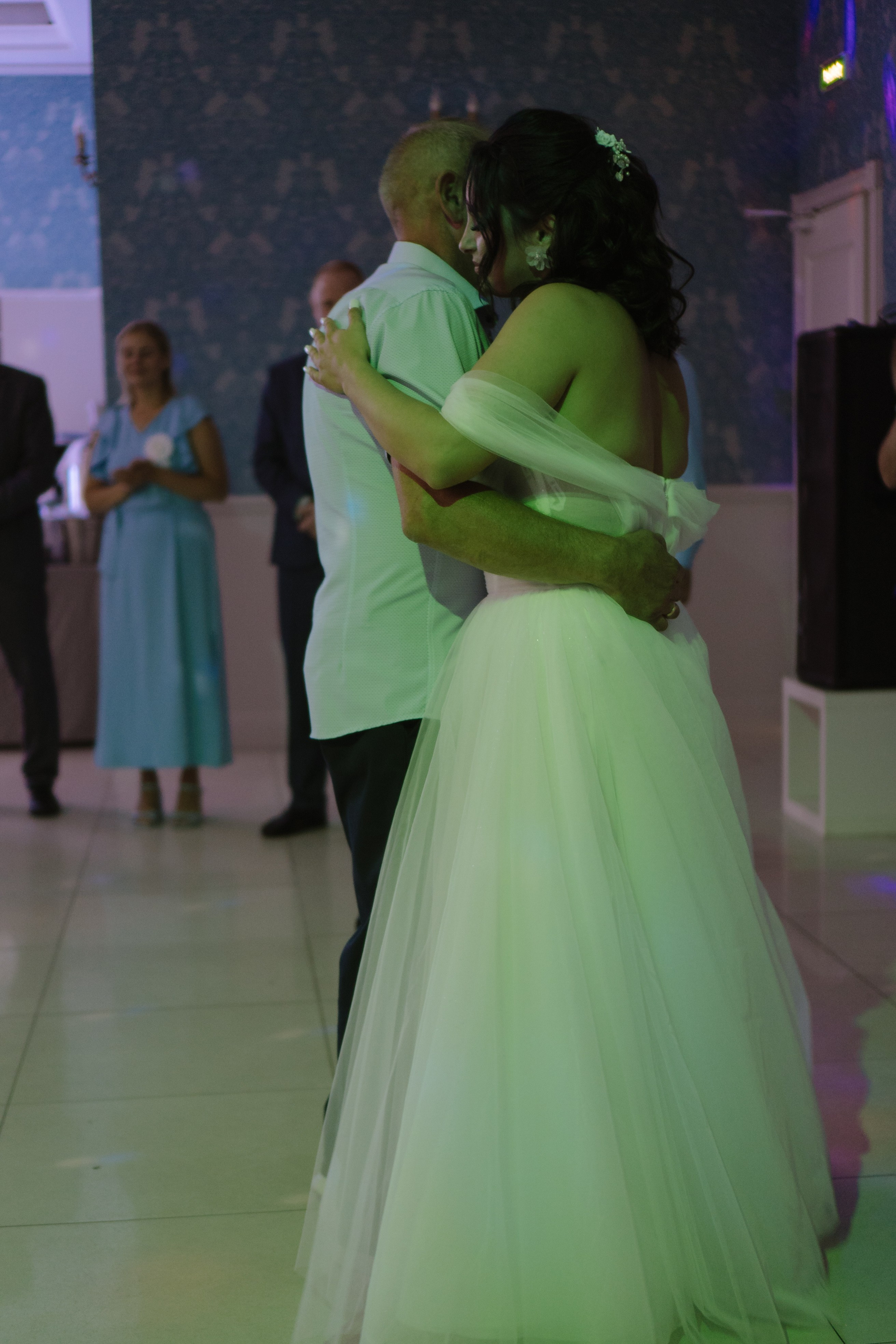 ТАНЕЦ ОТЦА И ДОЧЕРИ НА БАНКЕТЕ (СВАДЕБНАЯ ФОТОСЕСИИЯ БАНКЕТА). Профессиональный фотограф, Санкт-Петербург — Виктория Богомолова