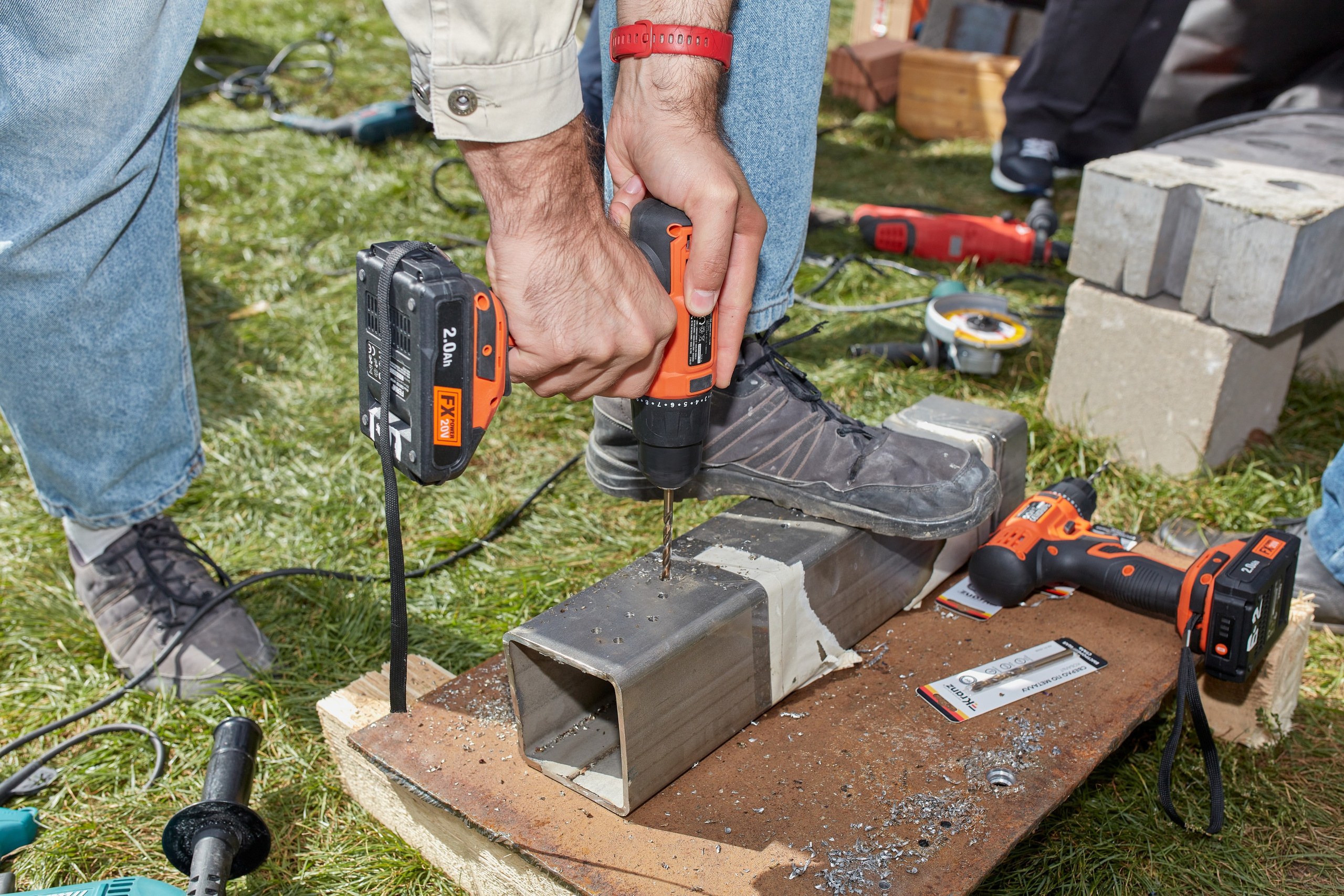 Форм электромонтажников Rexant и Kranz. Коммерческий фотограф в Москве Павел Володин — фотосъемка для бизнеса