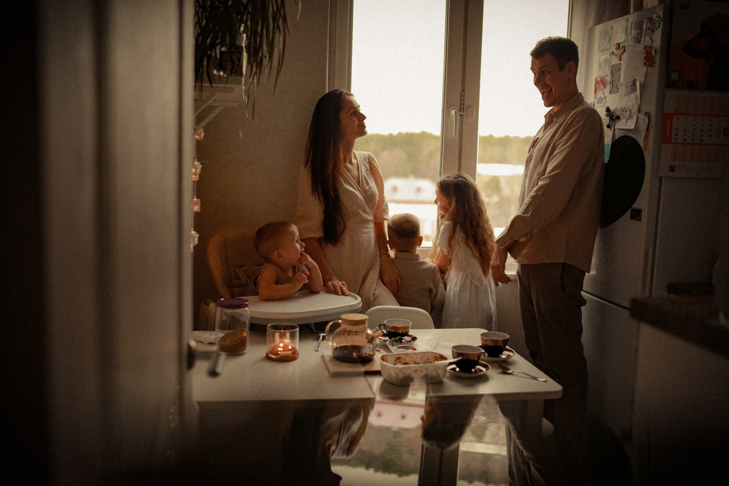 Катюша, Артем и детки Есения, Филипп и Мирон. Семейный фотограф в Москве и Люберцах Юлия Гуськова