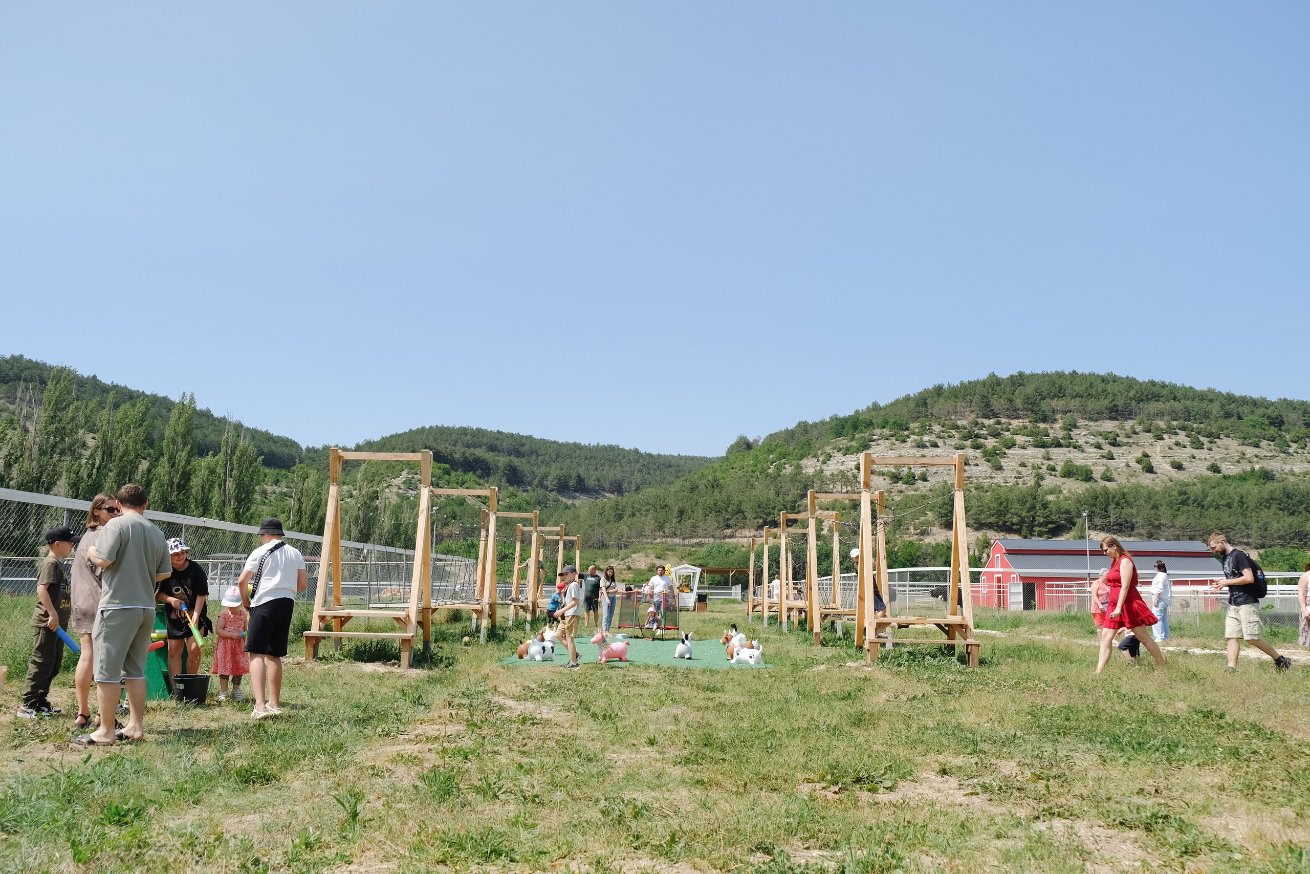 Репортаж на ферме. Профессиональная фотосъемка в Крыму. Натуральные эмоции и живые кадры. Забронируйте дату прямо сейчас!