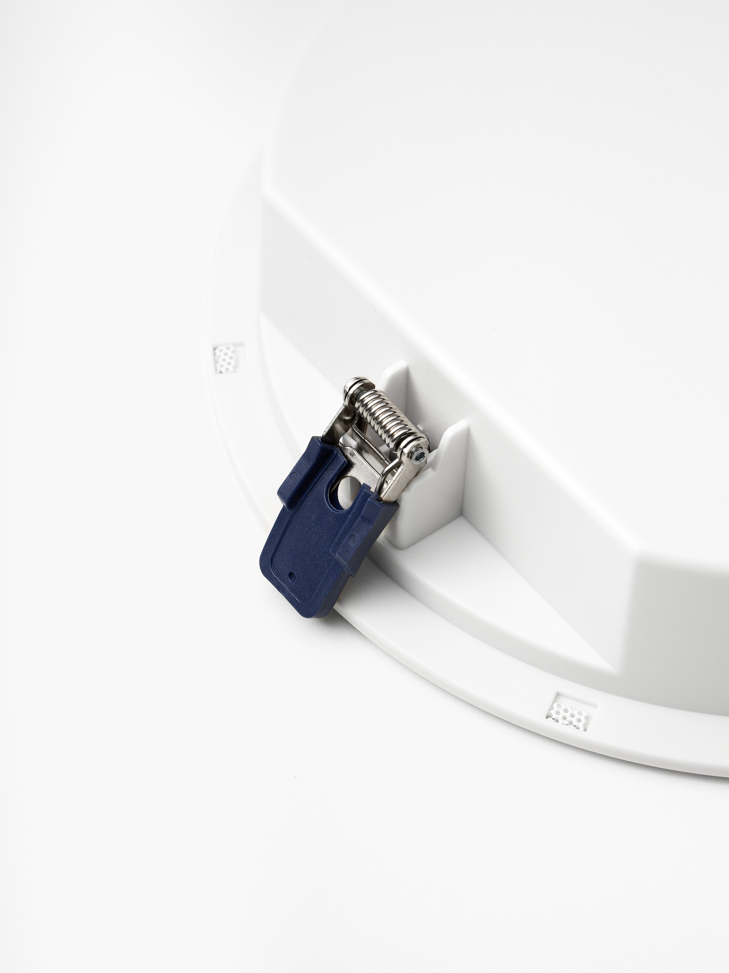 Техника. Предметная фотосъемка в Алматы. Предметный фотограф для маркетплейстов Артур Ахмадиев