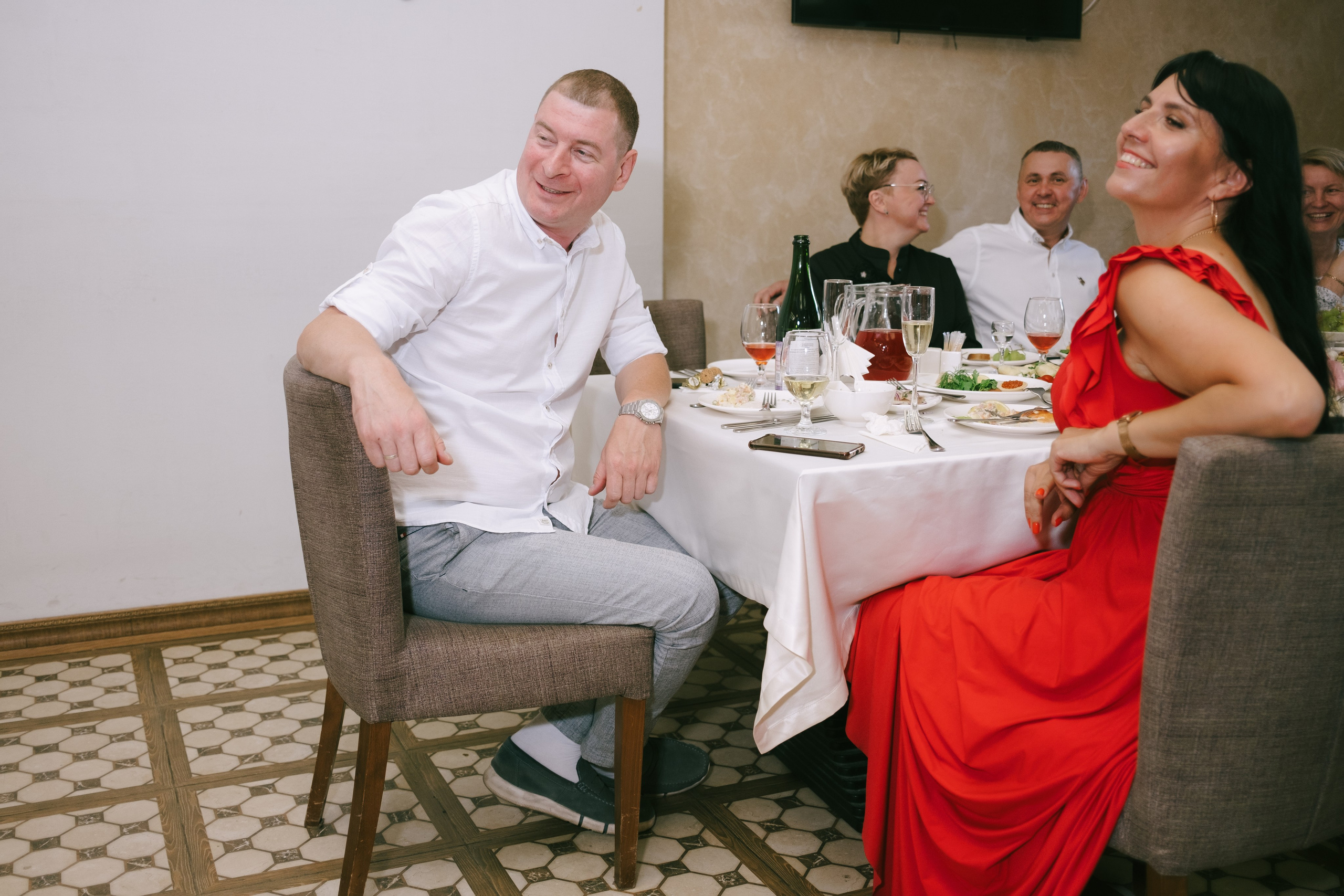 Выпускной школа 33. Свадебный и репортажной фотограф Денис Ожигин в Краснодаре и Краснодарском крае