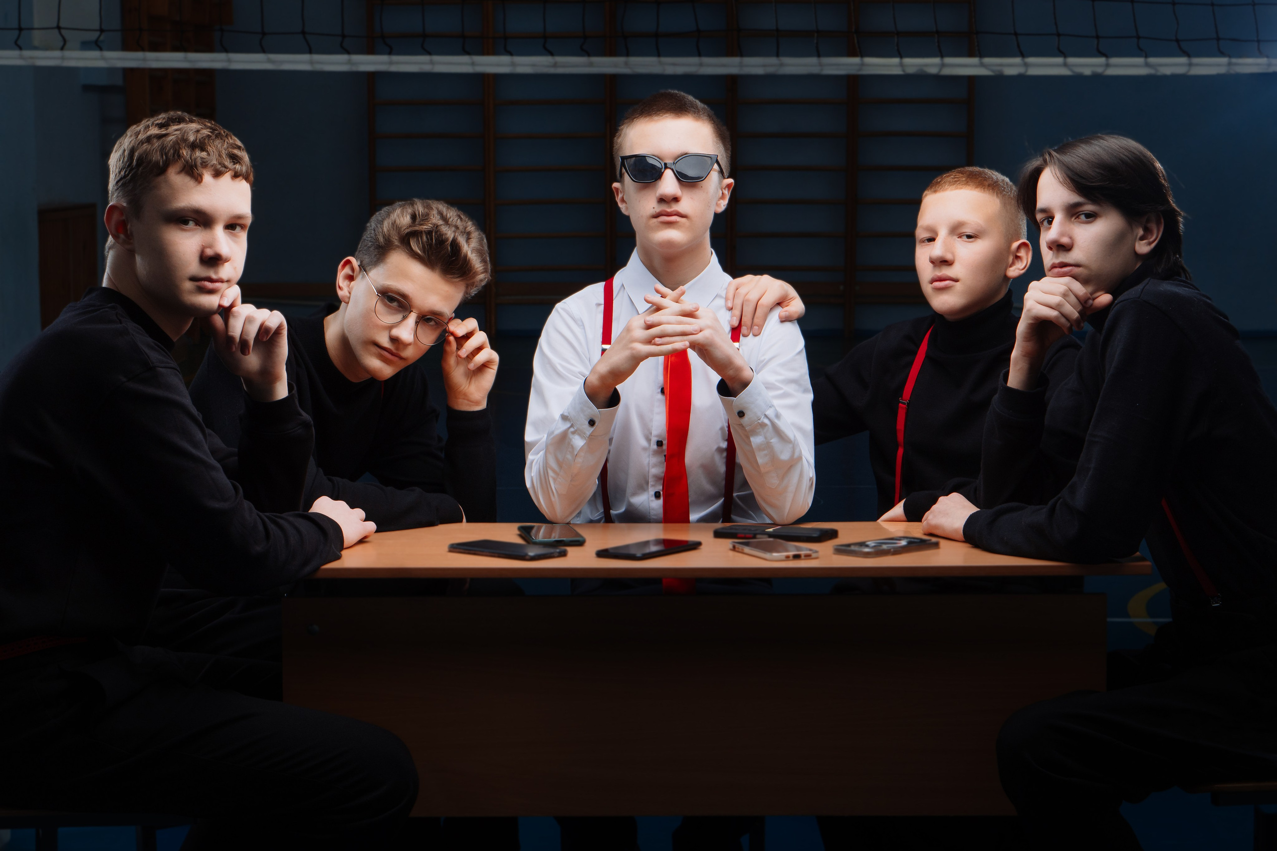 Профессиональная школьная фотография и создание выпускных альбомов в Хабаровске. Современные, яркие и запоминающиеся фотографии для школьников. Уникальный дизайн обложек выпускных книг, которые станут настоящей памятью о школьных годах. Закажите качественные фото и стильные альбомы для выпускников в Хабаровске. Нажмите заказать Выпускные Альбомы ( Дипломы ) в Хабаровске и мы свяжемся свами.