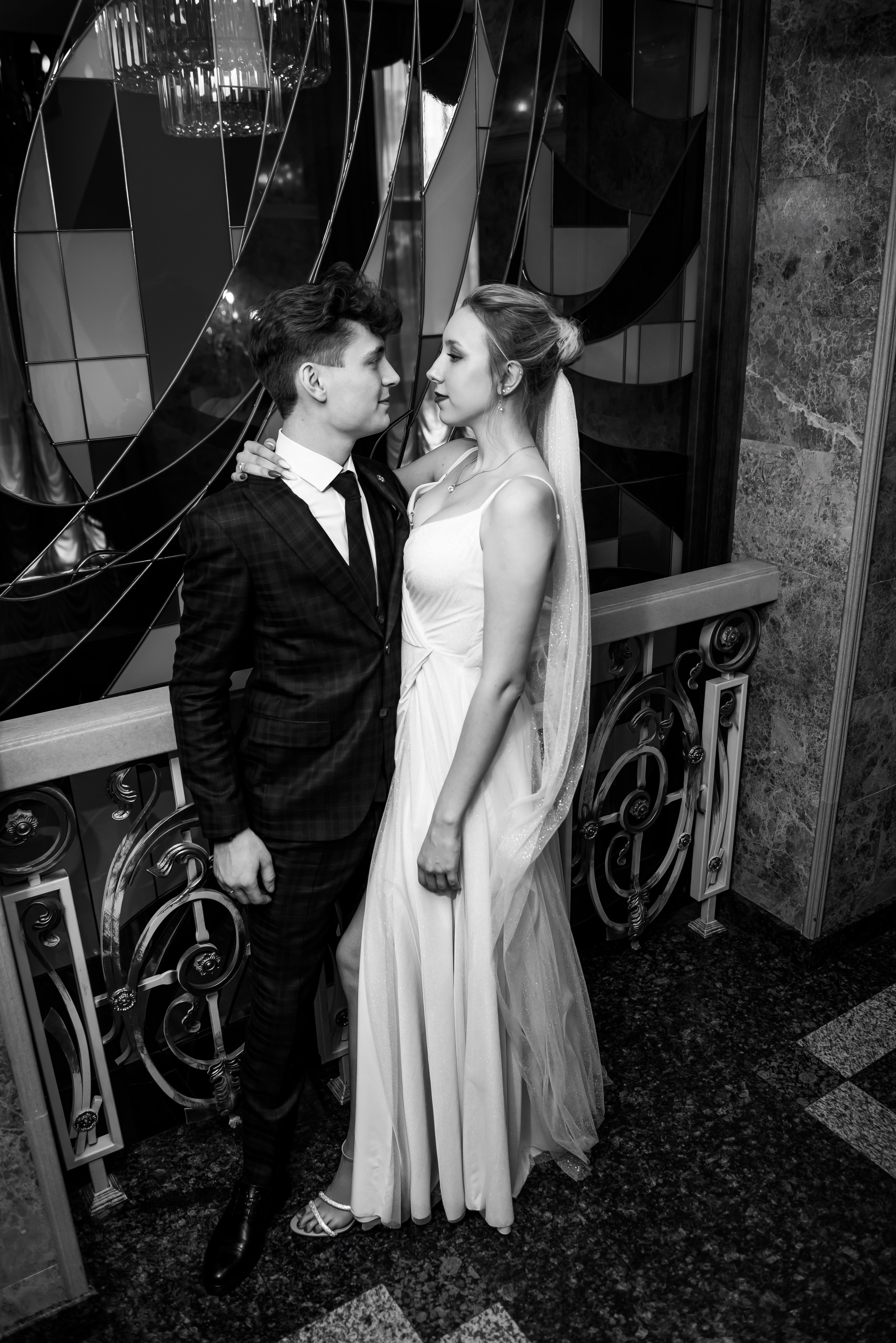 Свадебная фотосессия в музыкальном театре в г. Кемерово