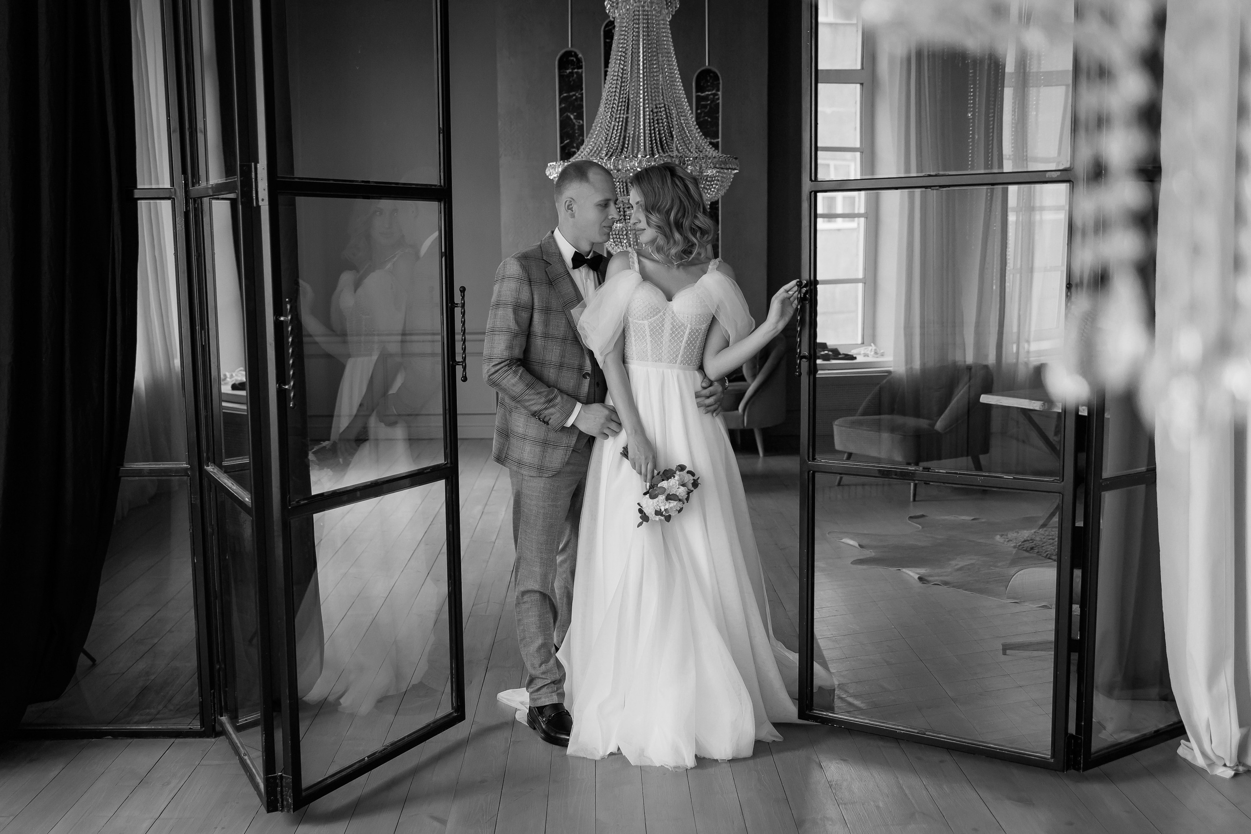 Яков и Валерия. Свадебный фотограф в Омске Яна Савина