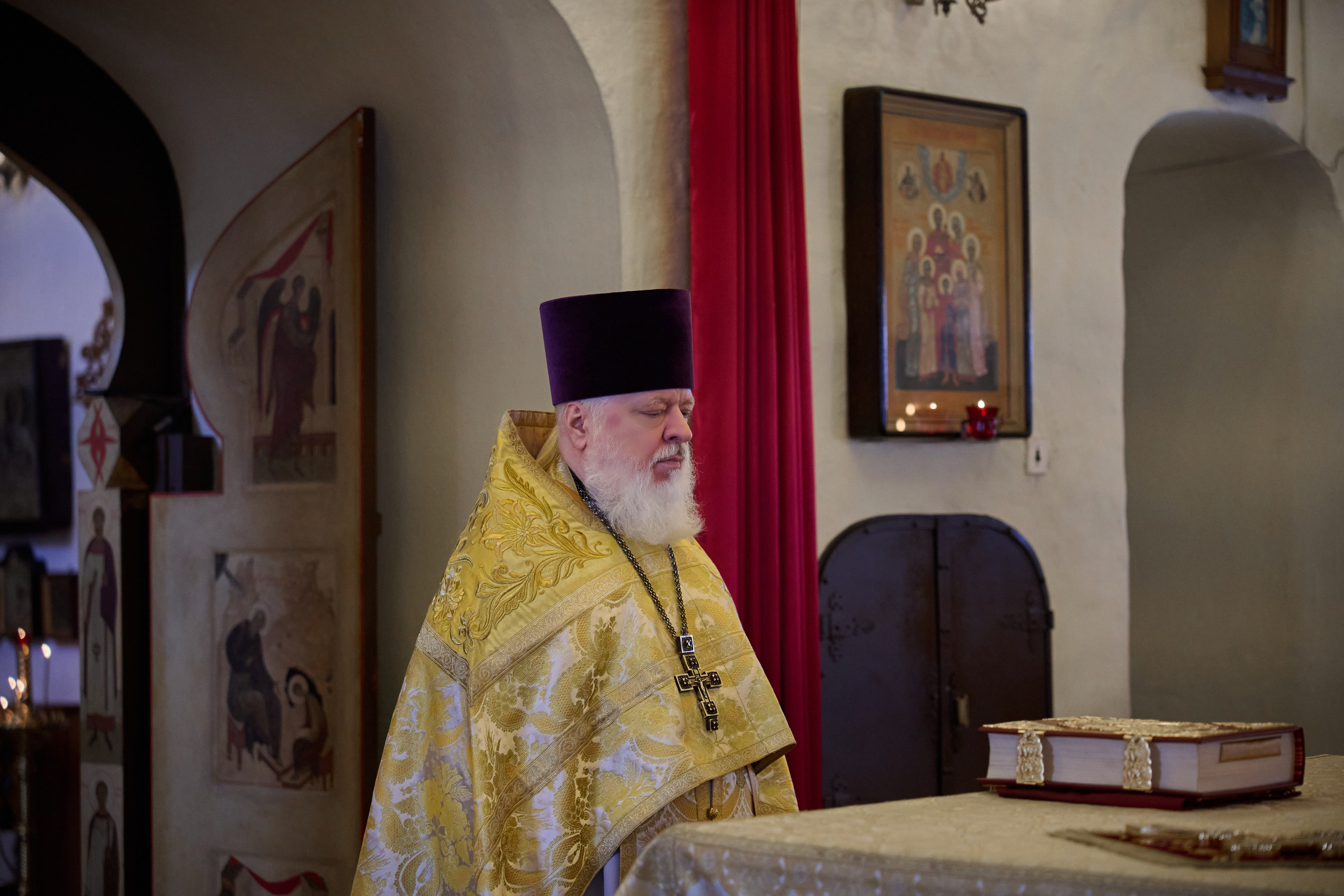 Литургия на китайском языке. Фотограф в Москве