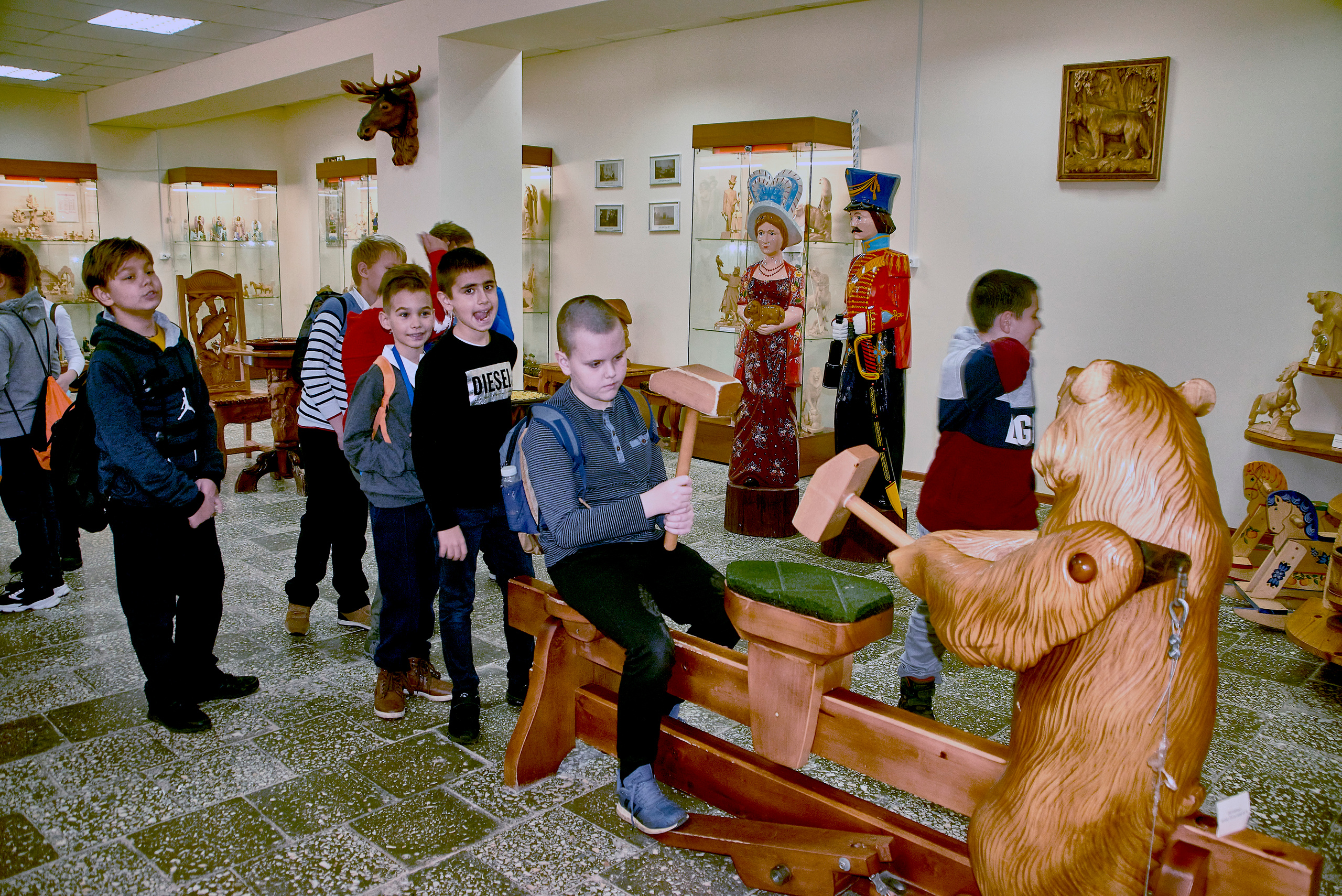 Эксскурсия в Музей деревянной игрушки. Ян Кузьмин. Я профессиональный фотограф в Москве