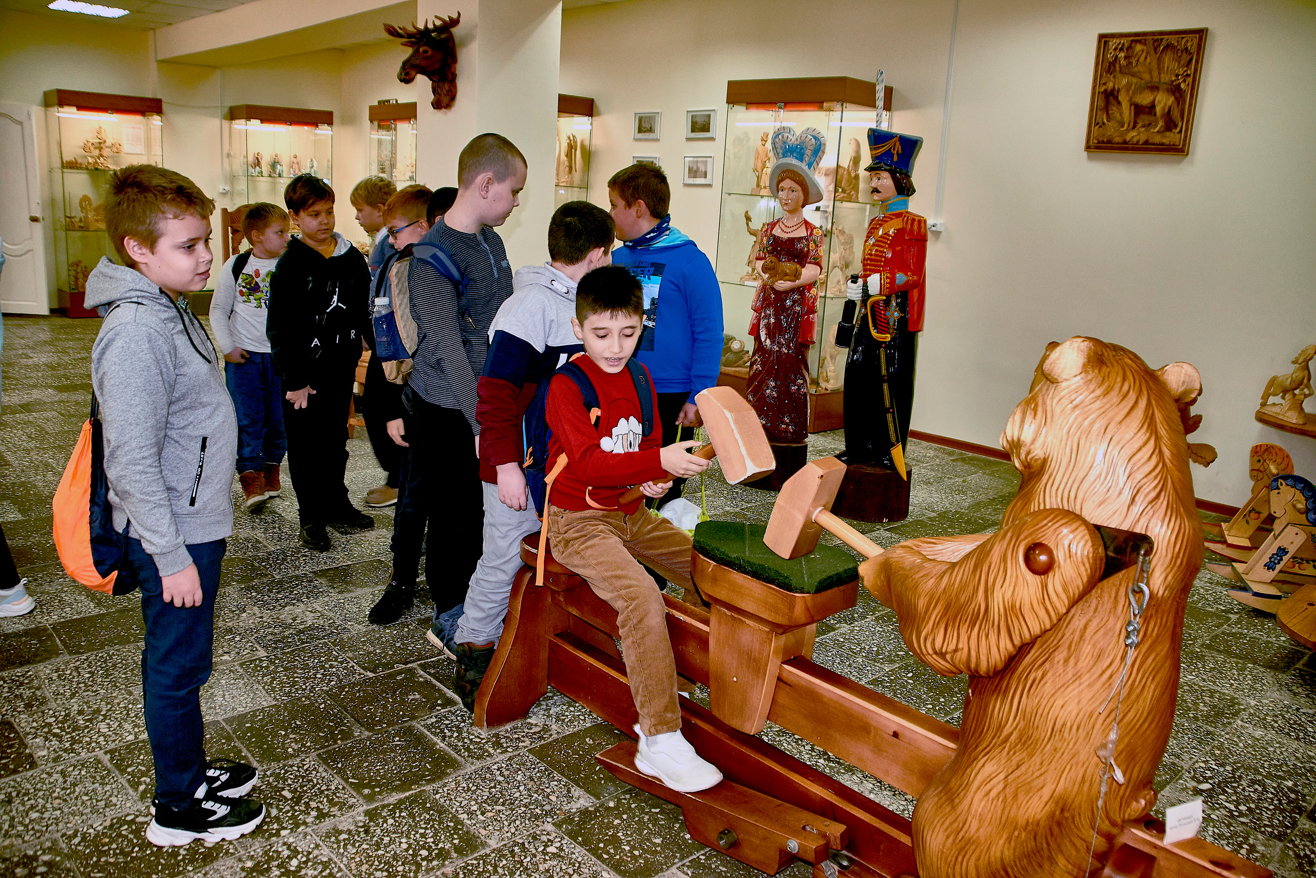 Эксскурсия в Музей деревянной игрушки. Ян Кузьмин. Я профессиональный фотограф в Москве