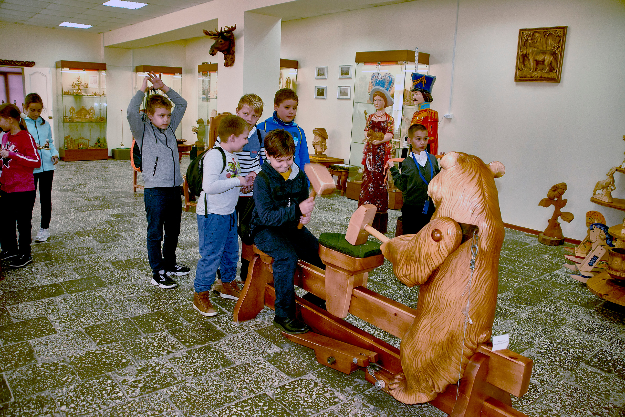 Эксскурсия в Музей деревянной игрушки. Ян Кузьмин. Я профессиональный фотограф в Москве