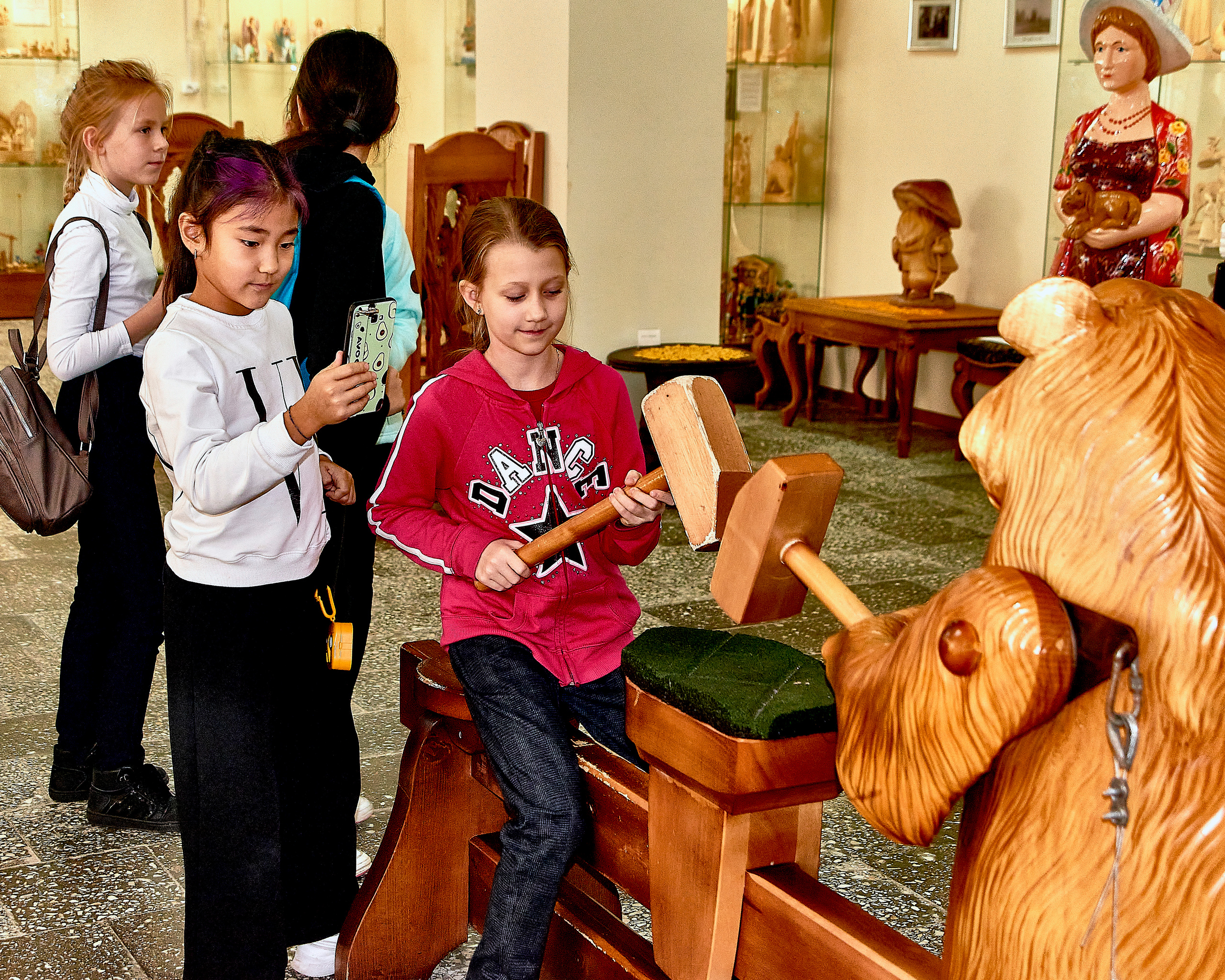Эксскурсия в Музей деревянной игрушки. Ян Кузьмин. Я профессиональный фотограф в Москве