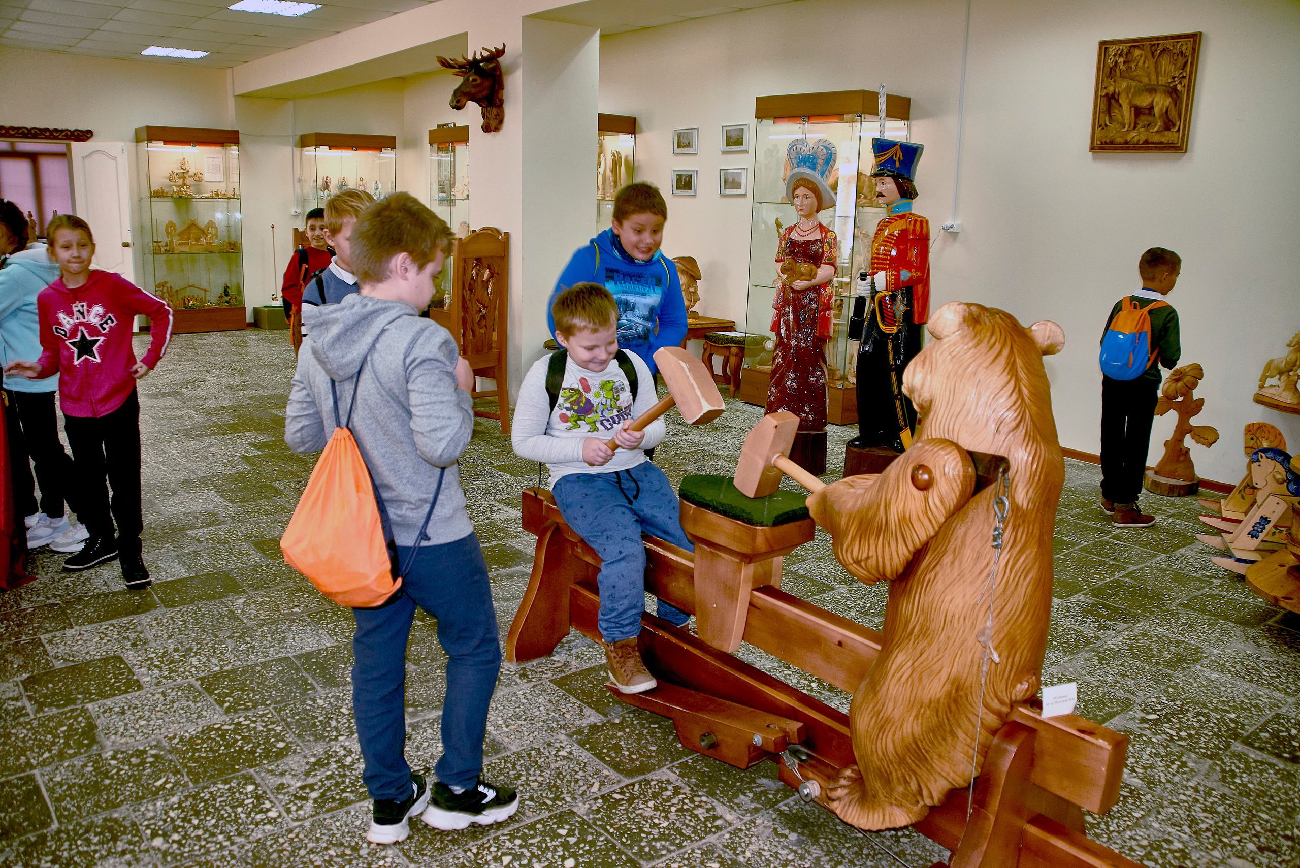 Эксскурсия в Музей деревянной игрушки. Ян Кузьмин. Я профессиональный фотограф в Москве