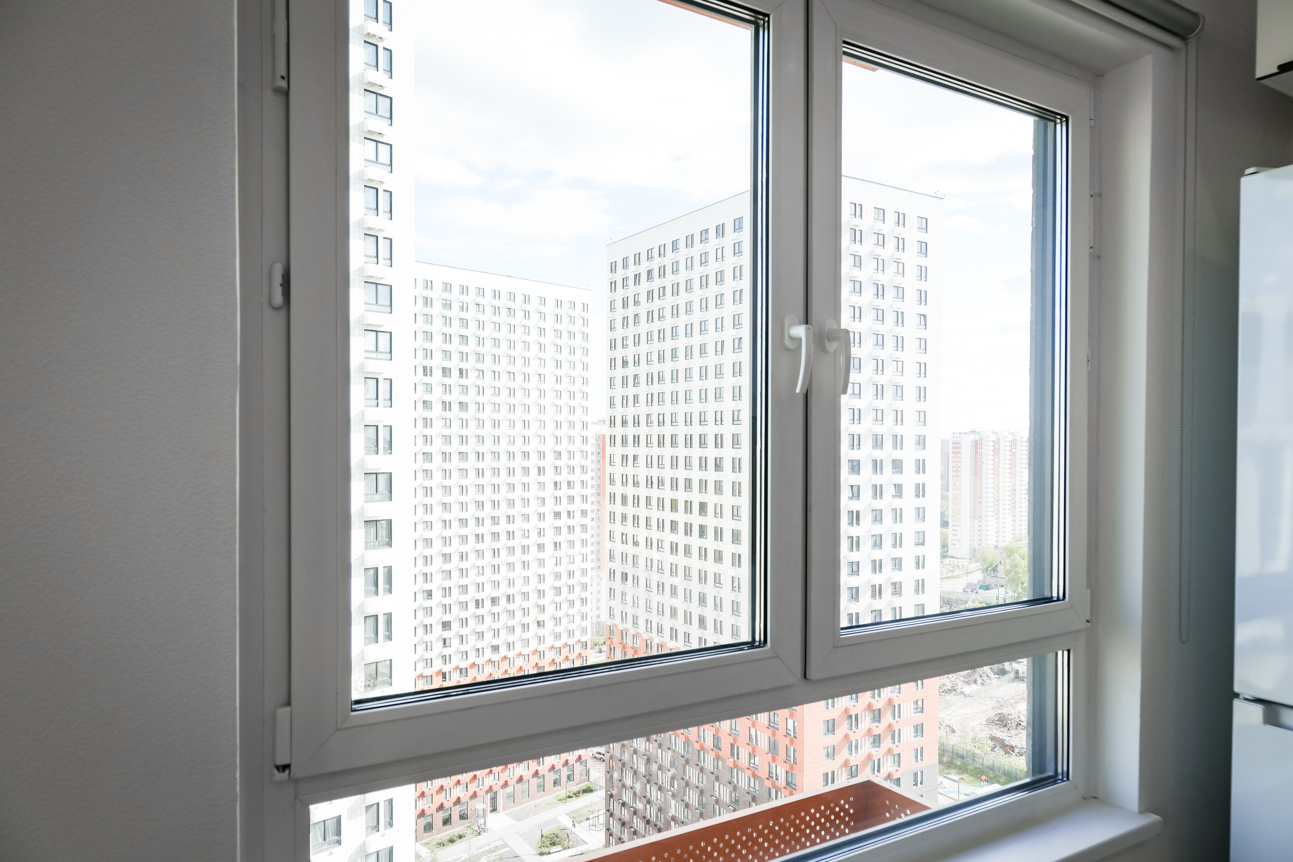 APARTMENT COMPLEX INTERIOR. Mixturecaptures