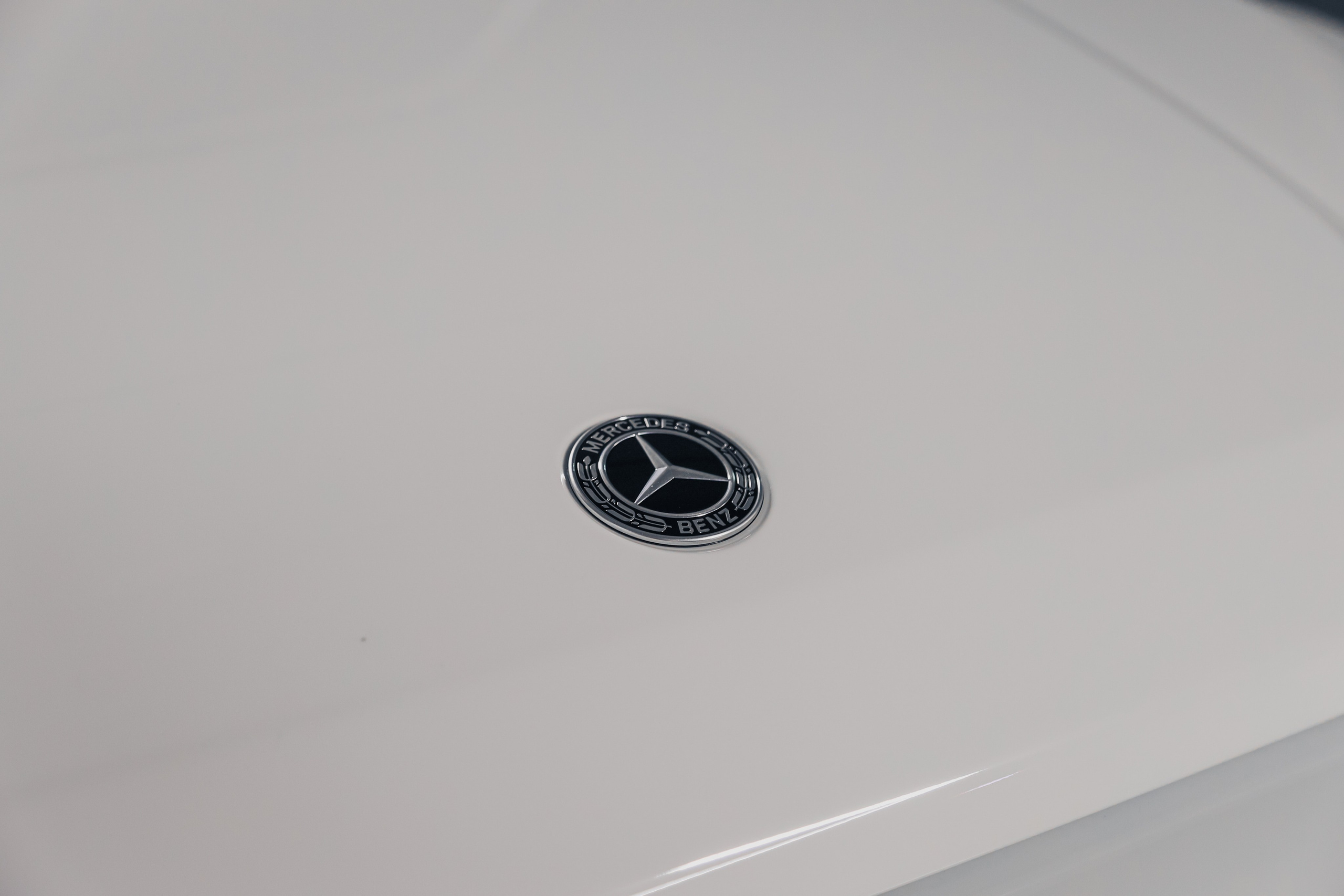 2022 MERCEDES BENZ G63 AMG $235,000 / 16,414 KM ODOMETER. Mixturecaptures