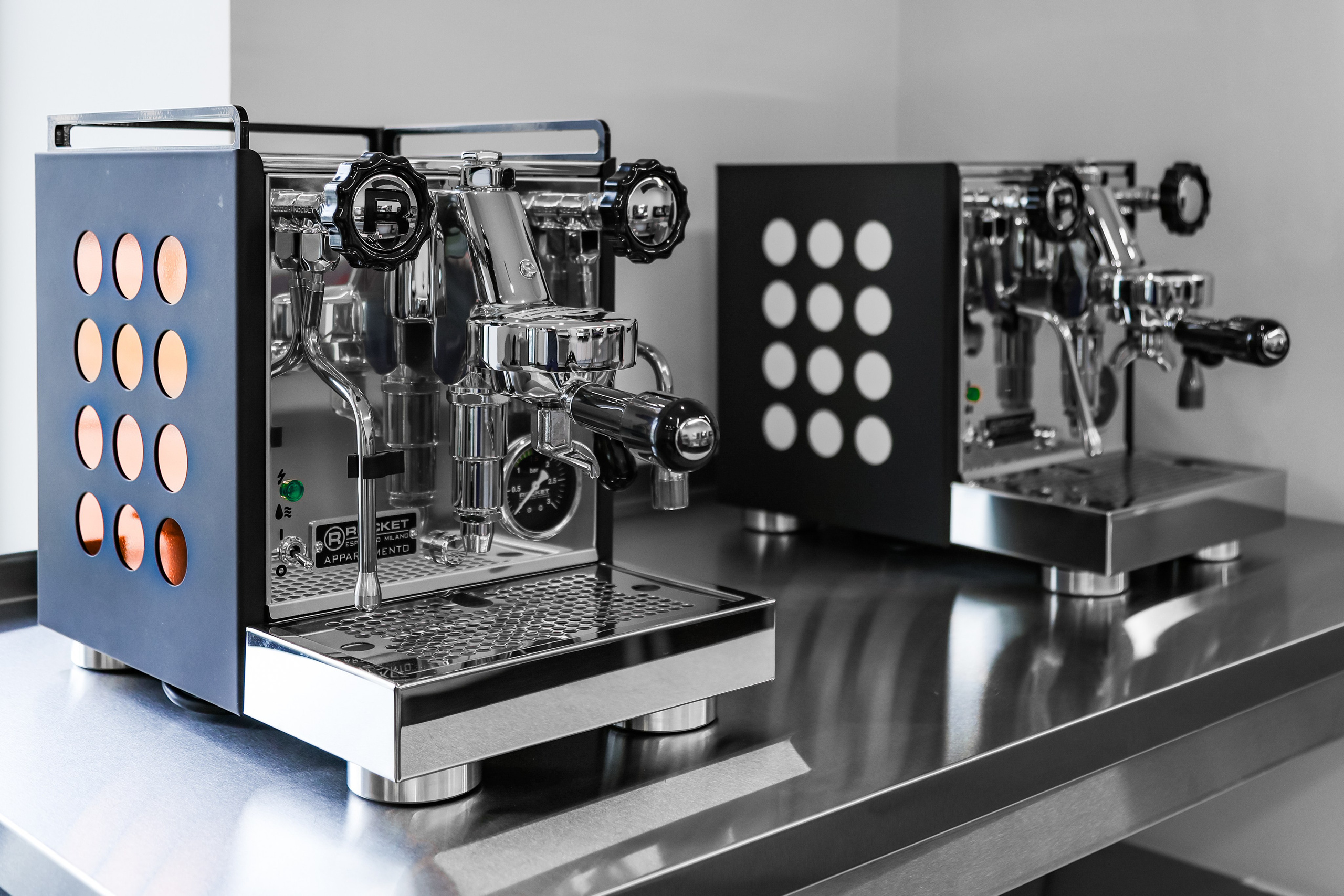 COFFEE MACHINES FOR MARKETPLACE. Mixturecaptures