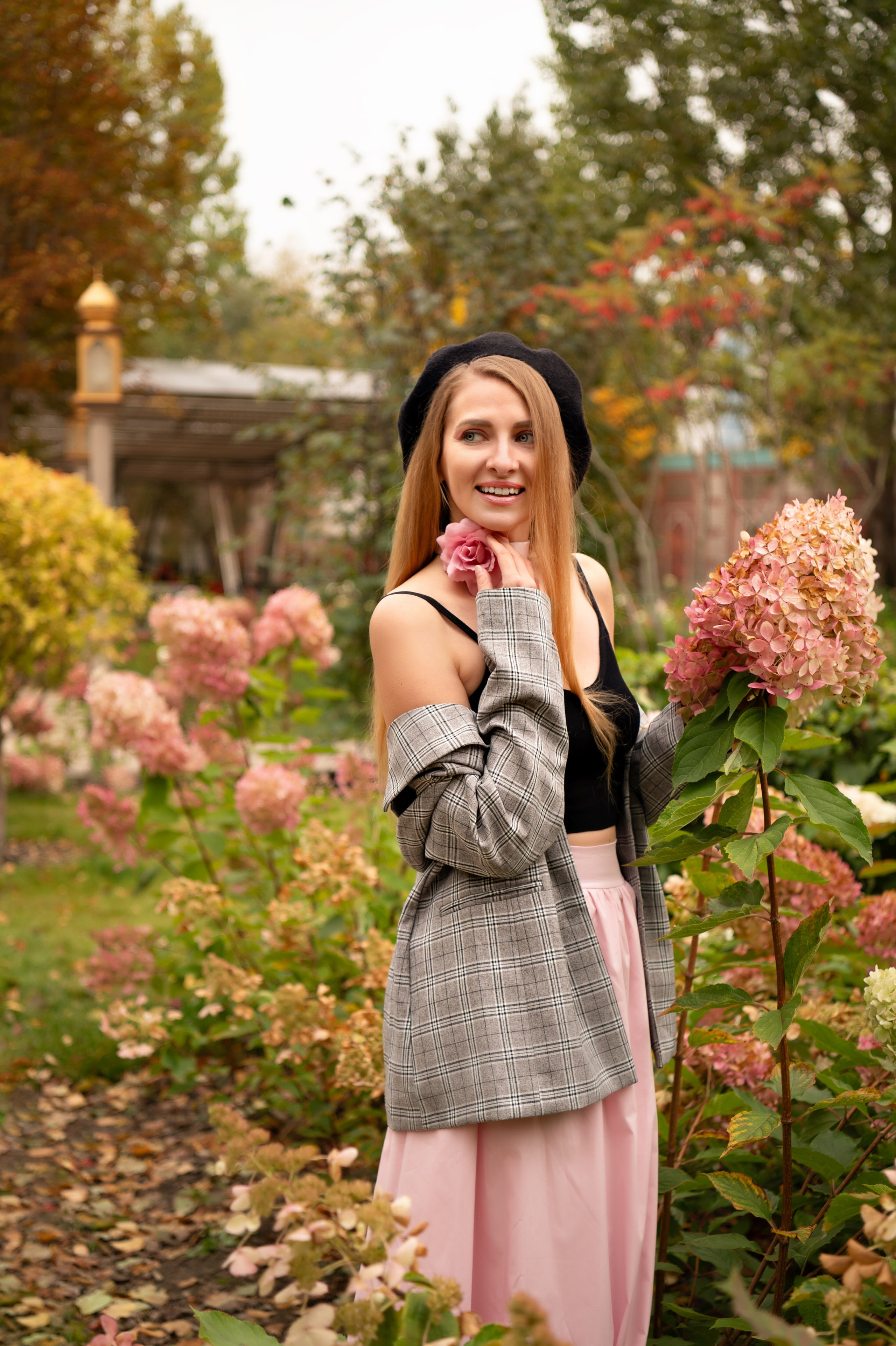 Прогулка в парке Отрадное. Детский и семейный фотограф г. Москва Оксана Катаджи