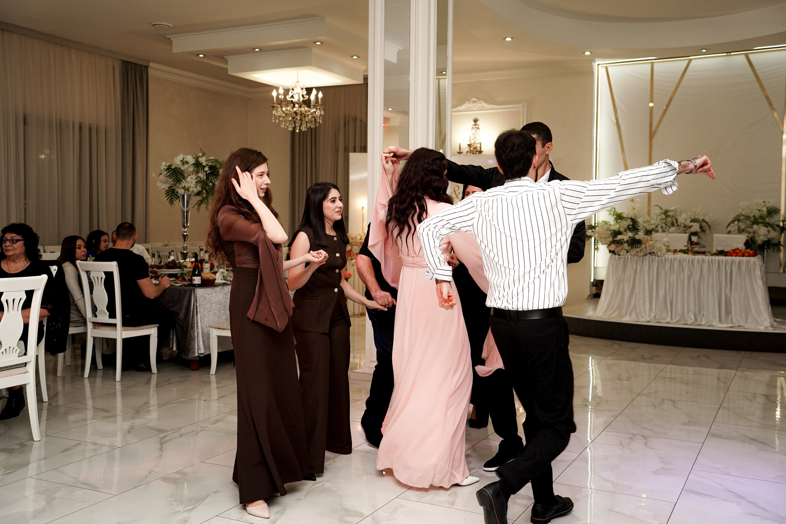 Сватовство. Свадебный фотограф в Ростове-на-Дону. Таинство Крещения и Венчания, семейные фотосессии. Алёна Чёботова