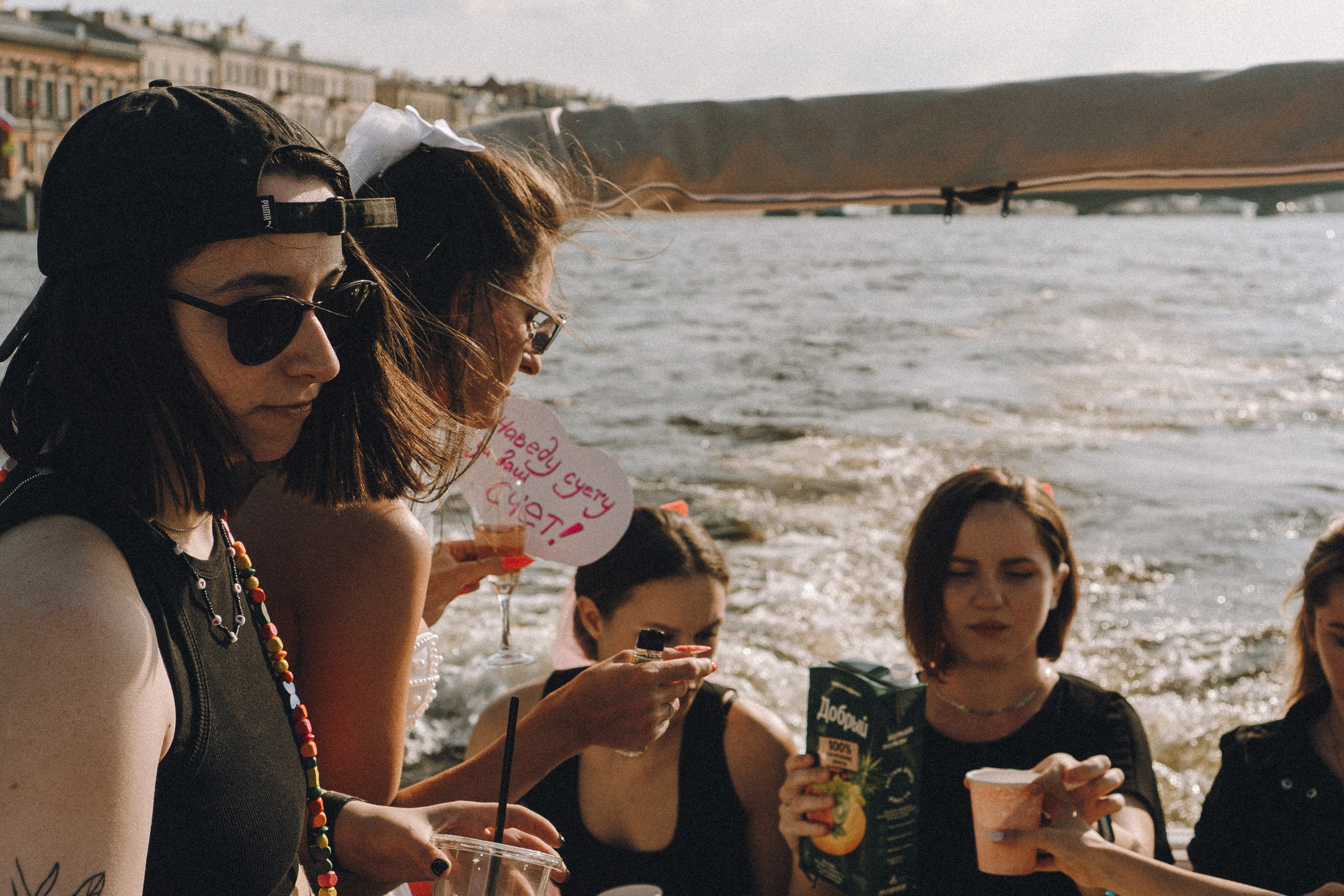 ДЕВИЧНИК НА КАТЕРЕ. Профессиональный фотограф, Санкт-Петербург — Виктория Богомолова