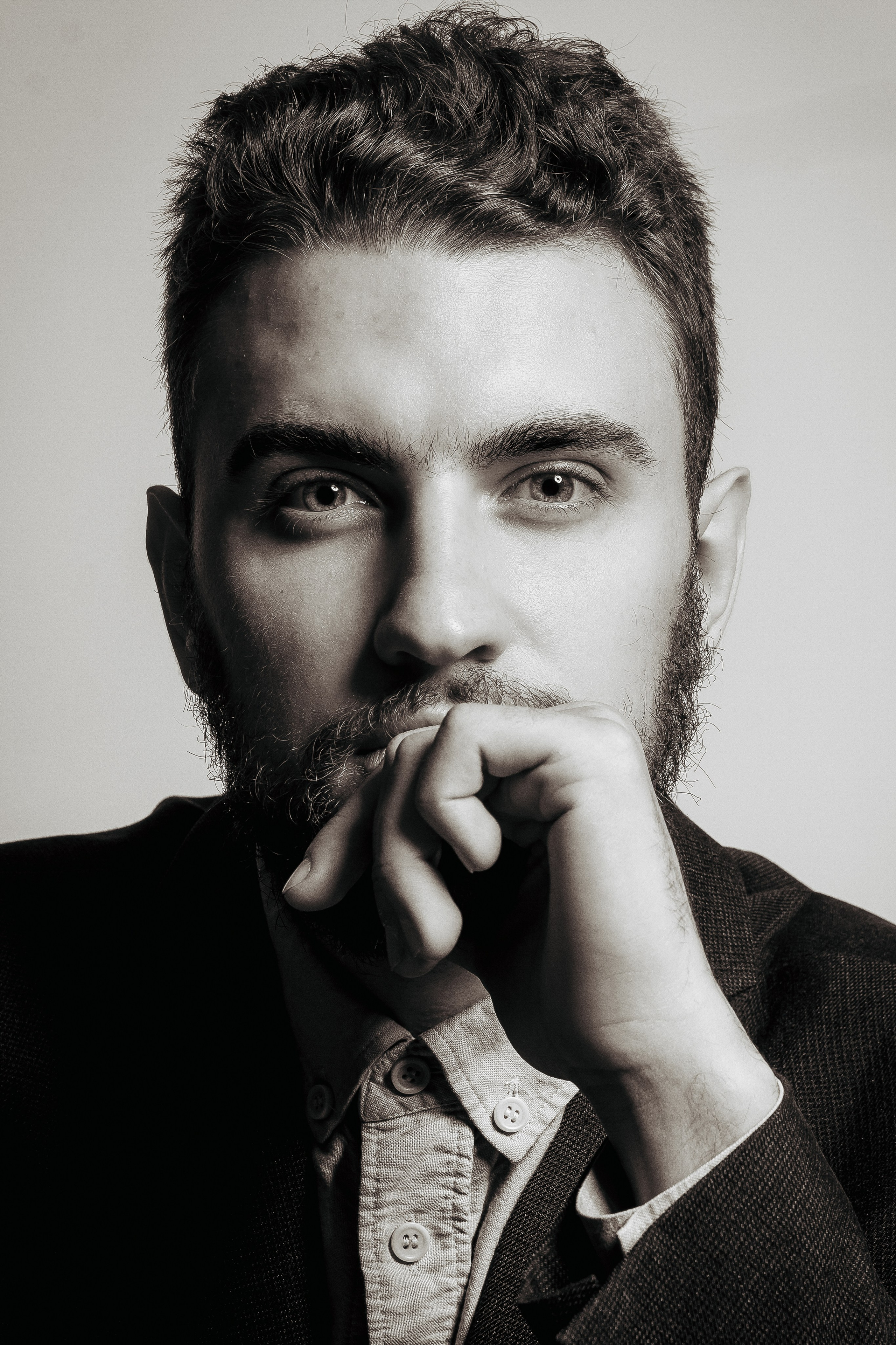 Мужской портрет для души и для бизнеса. Профессиональный фотограф в Санкт-Петербурге Александр Волосенцев