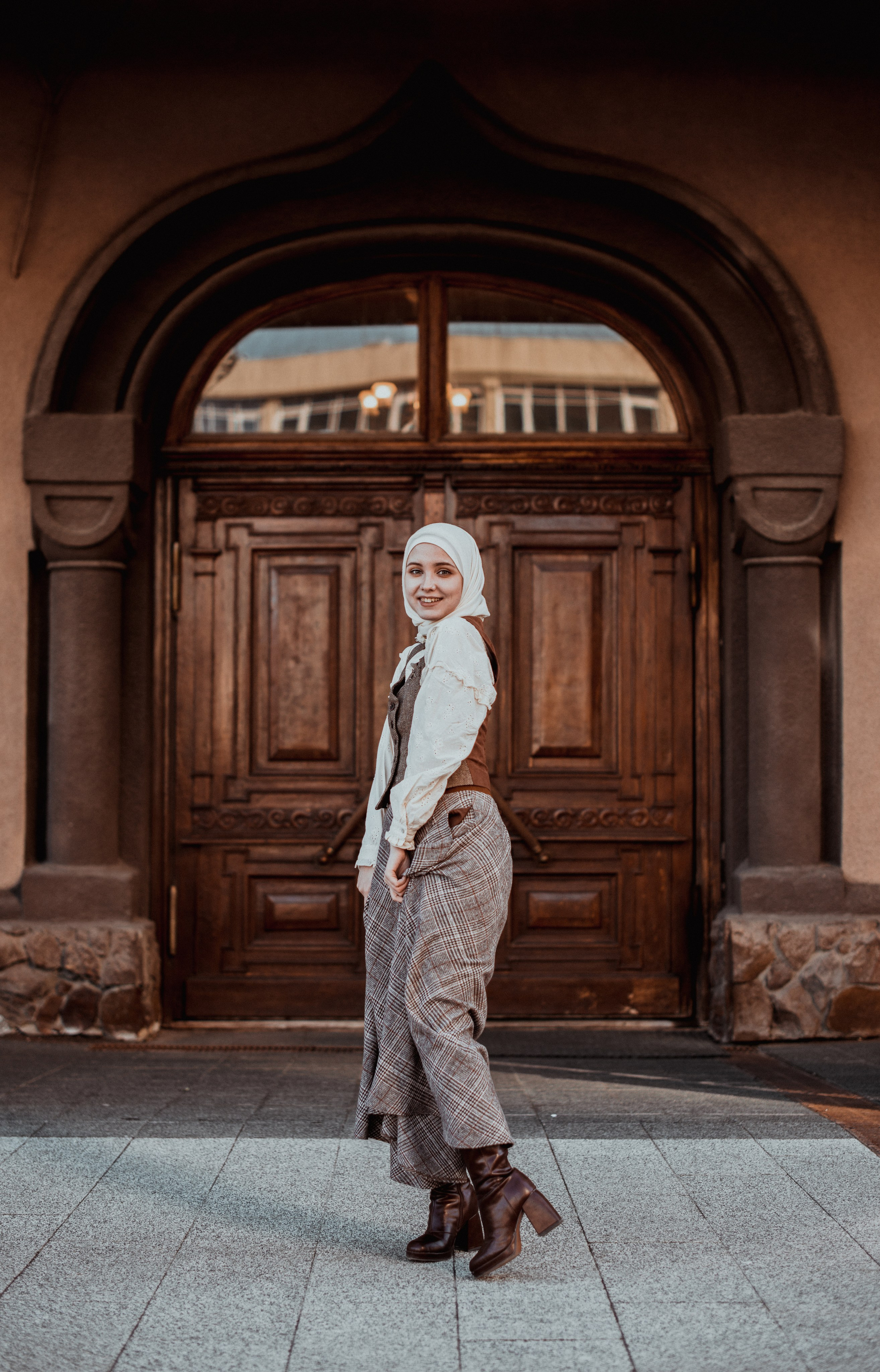 Прогулка по Саратову с Анастасией. Конный фотограф в Саратове Юлия Иванова