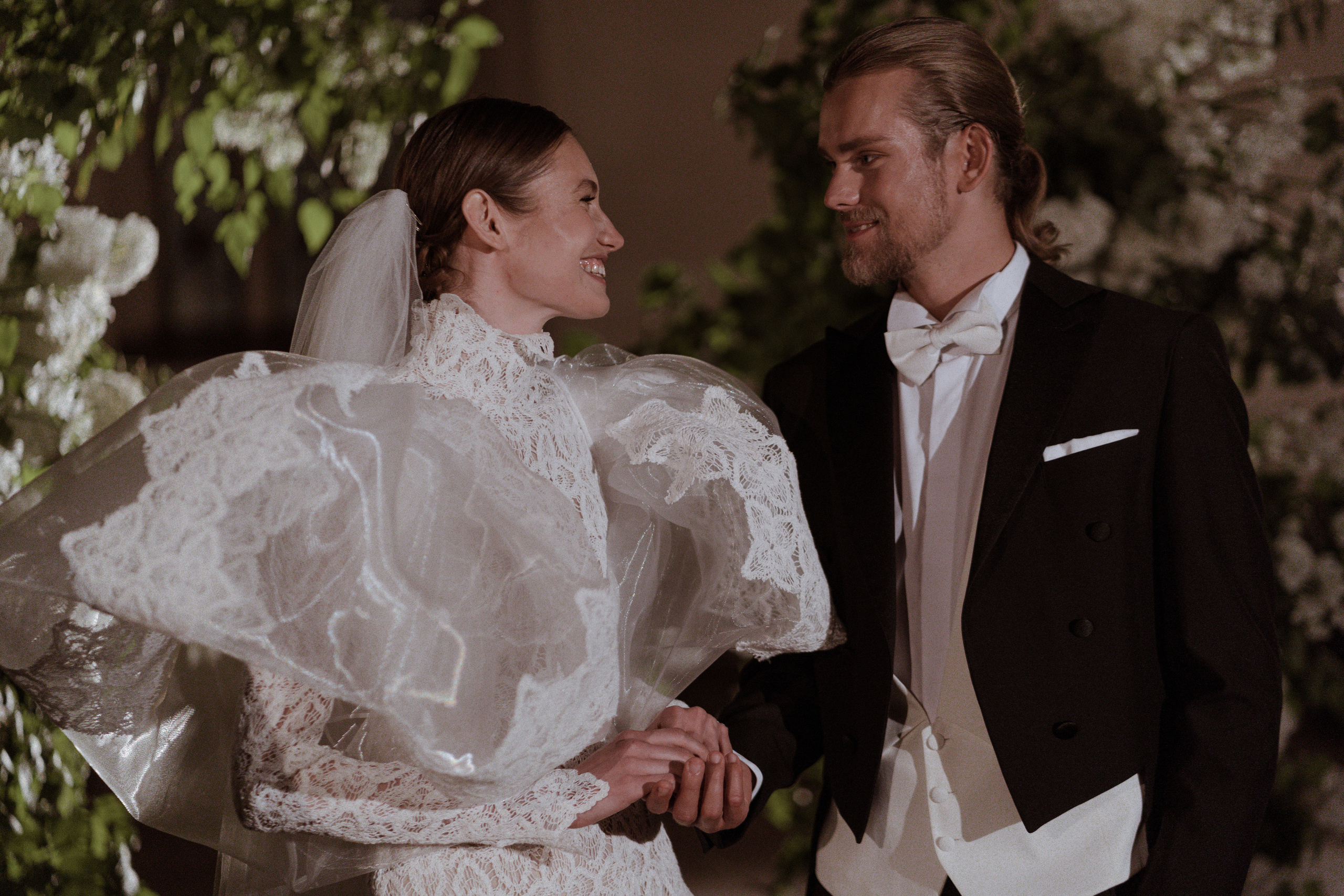 Eva — Mark. Elopement Wedding Photographer