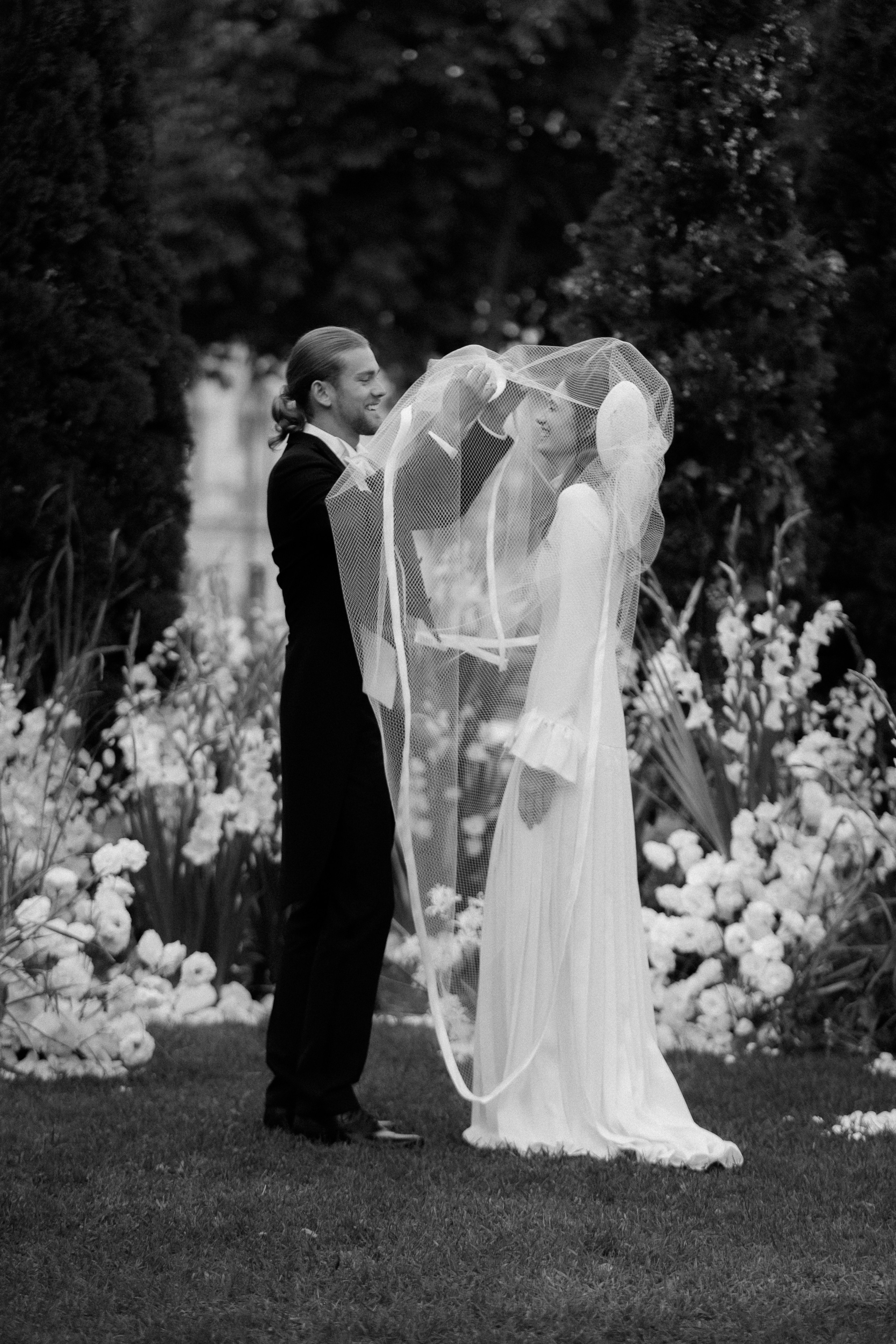 Eva — Mark. Elopement Wedding Photographer