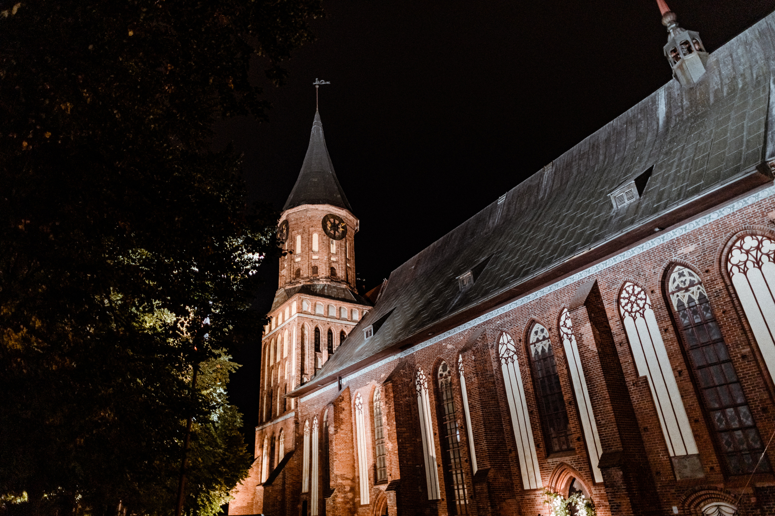 Eva — Mark. Elopement Wedding Photographer