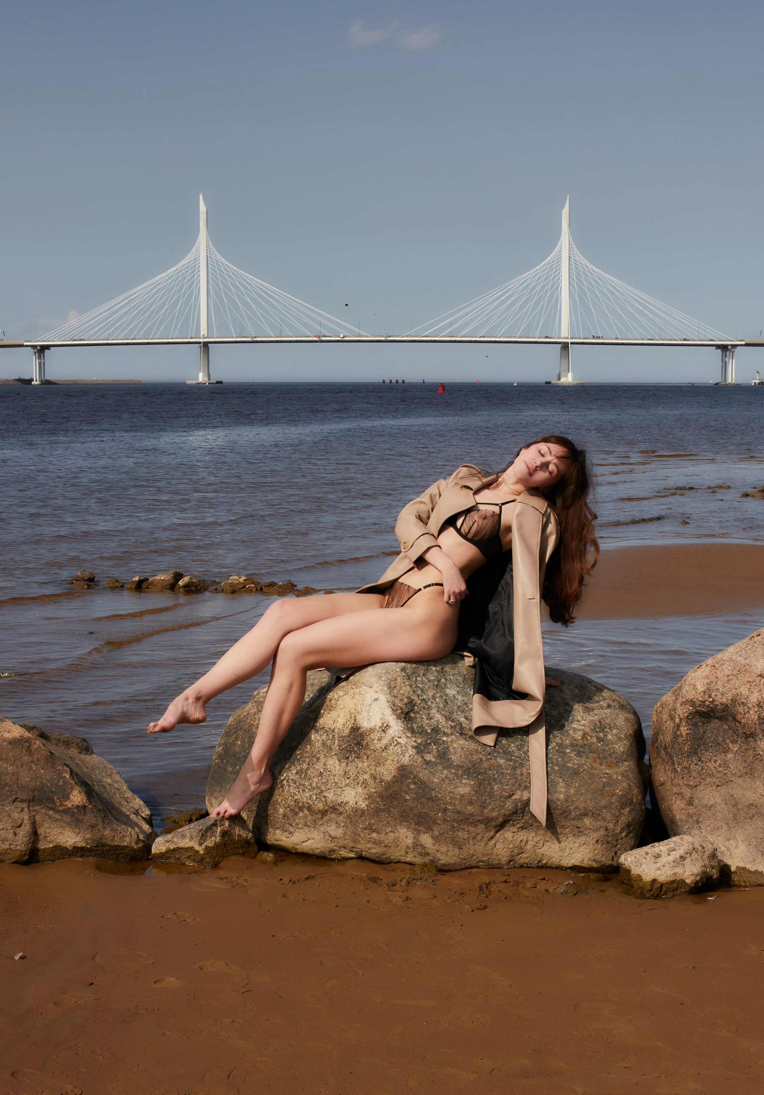 На берегу. Фотограф в Санкт-Петербурге Анна Anetprophoto (женские, семейные, лавстори и контент-съемки)