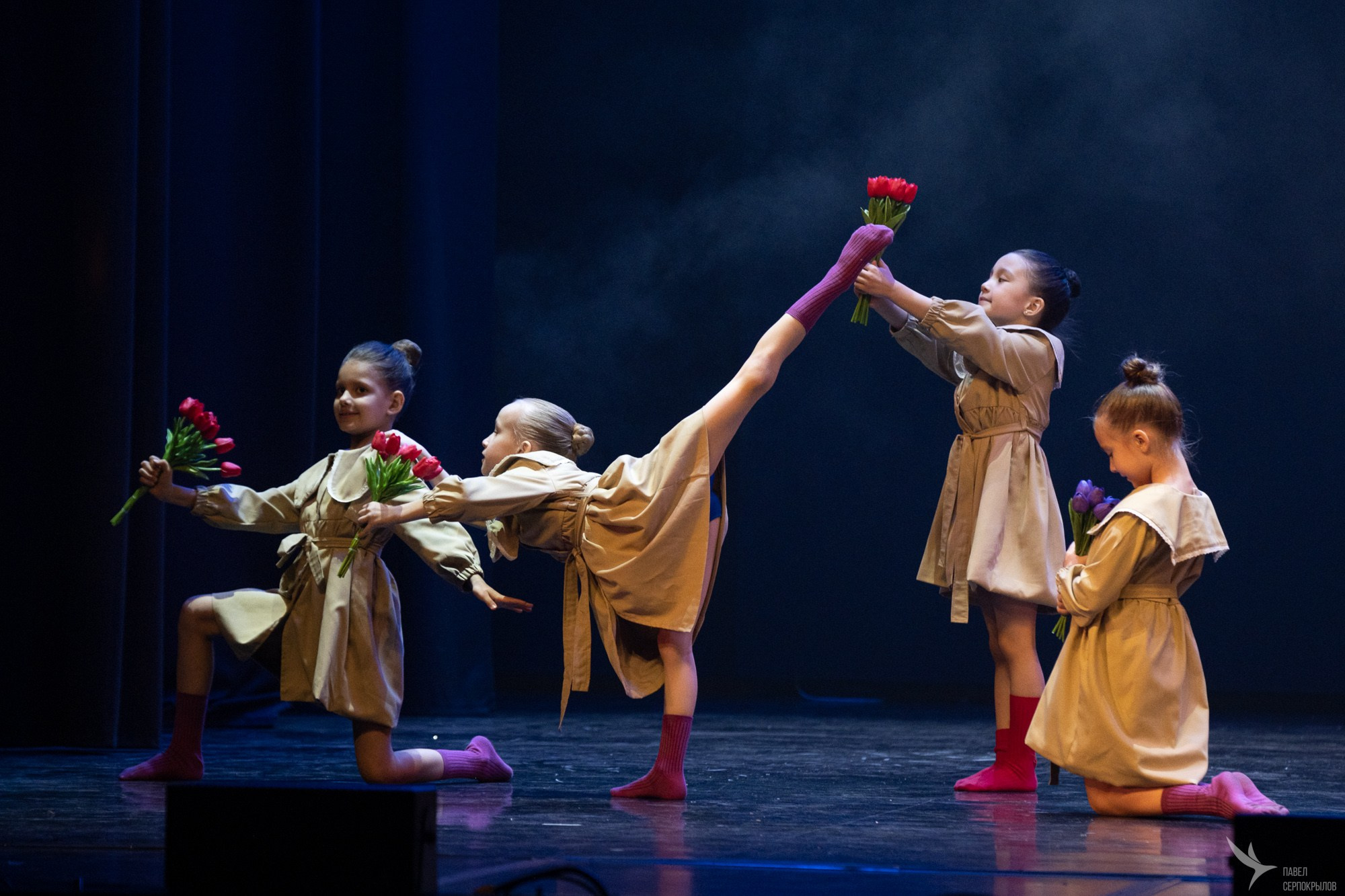 Отчетный концерт студии танца «ШАГ». Репортажный фотограф в Казани Павел Серпокрылов