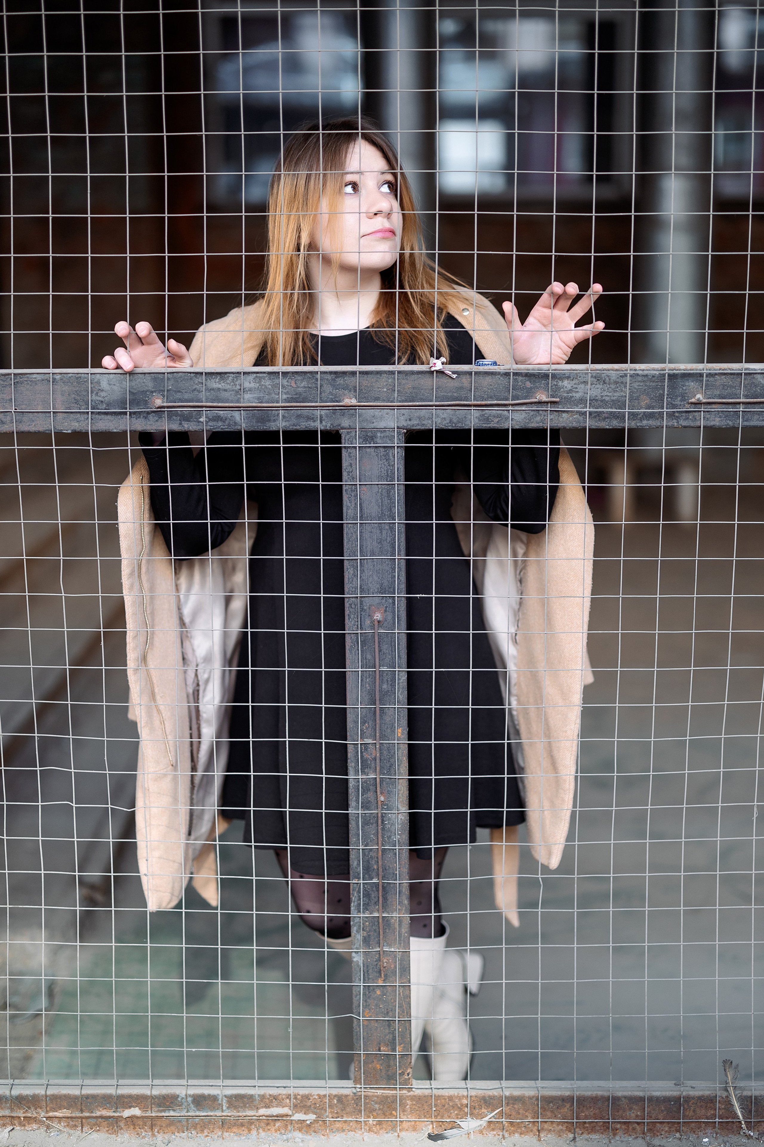 Настя на территории завода «Зингер». Александр Антонов. Профессиональный свадебный, репортажный фотограф в Москве, Подольске. Фото+Видео на любой праздник