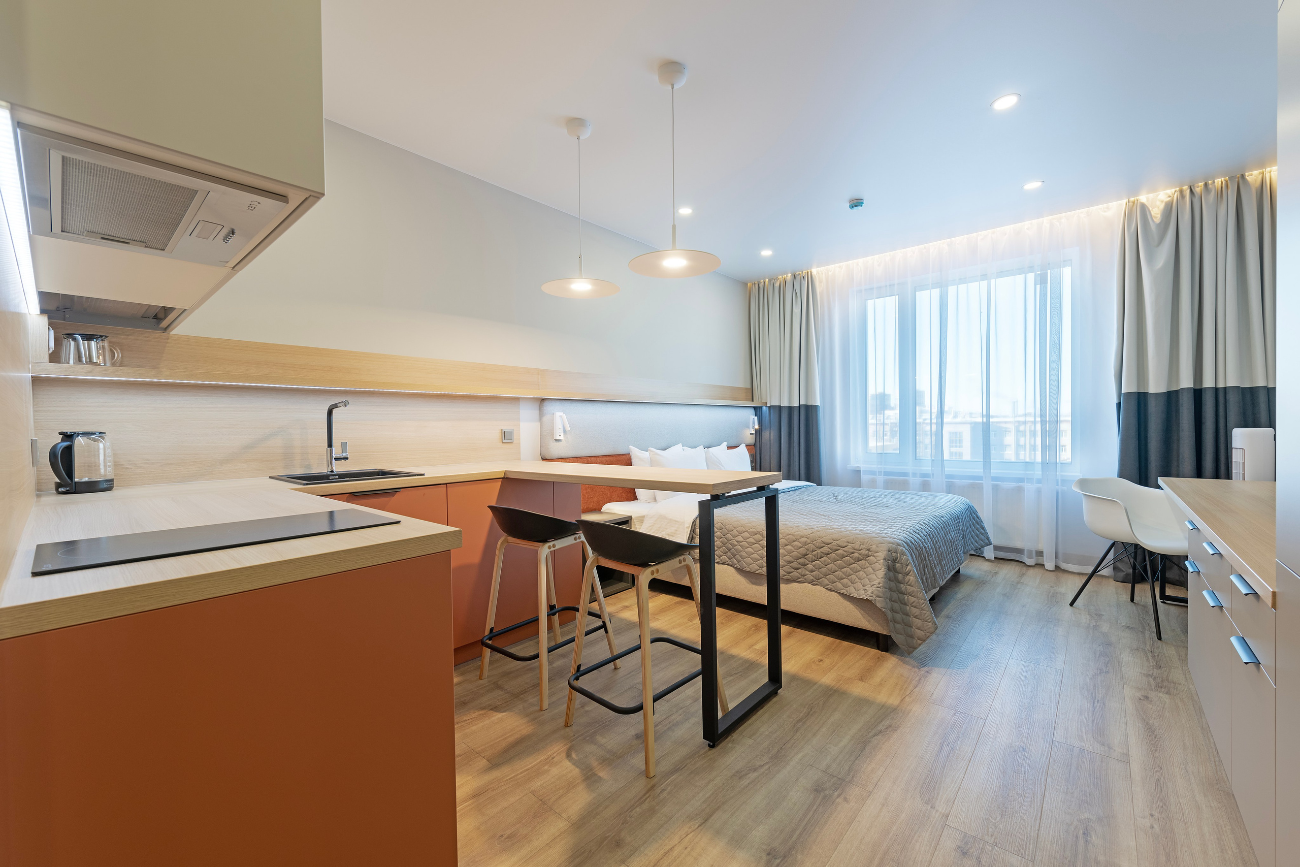 Интерьерные фотосессии для частных клиентов, агентств недвижимости, каталогов и журналов. От прошлого к будущему авиации через фотографию