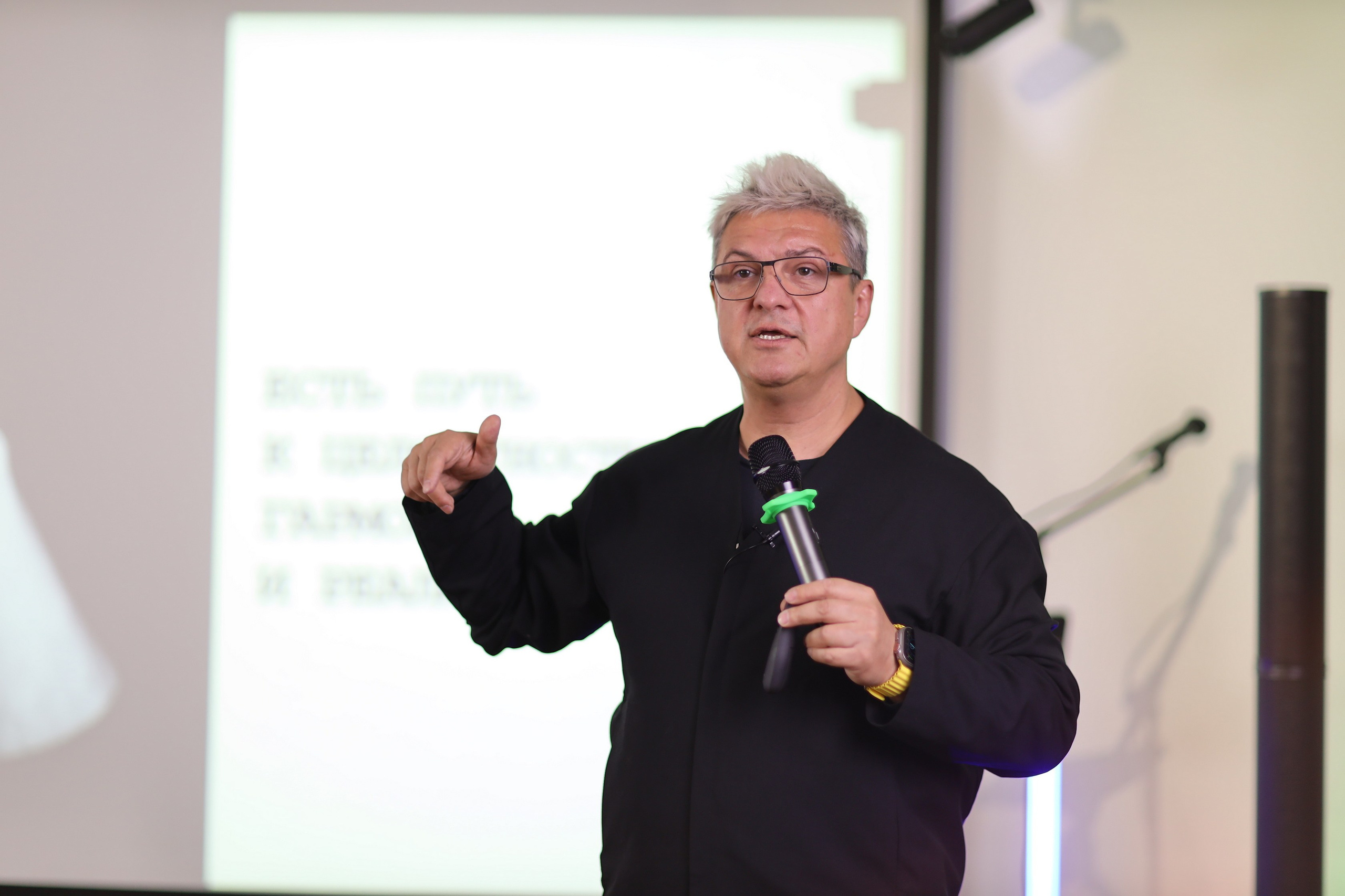 МастерМайнд 1.2. Съемка в студии под ваш запрос, студийные съемки, фотографии архитектурных объектов — Александр Евстигнеев — фотограф Москва