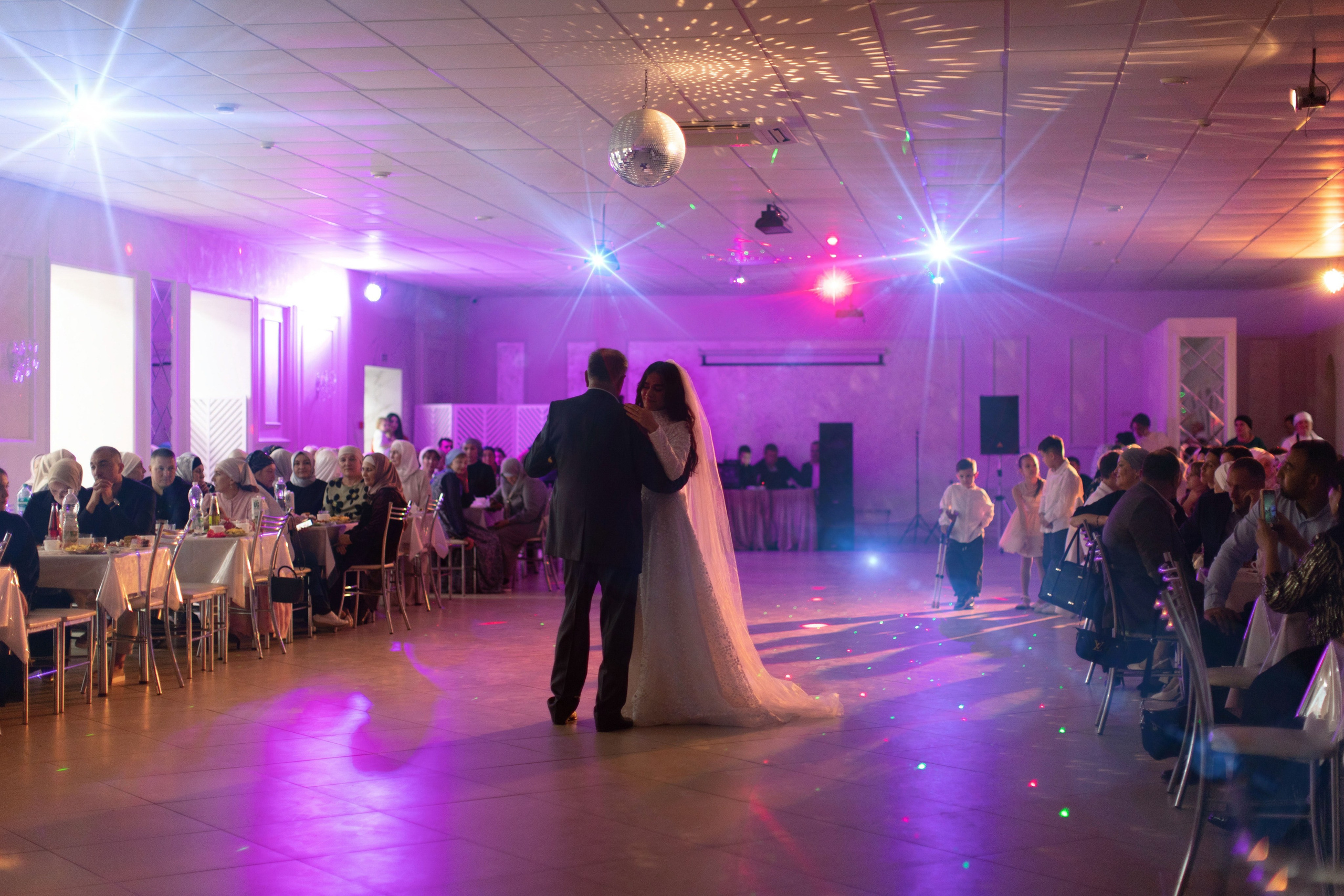 Шахзода и Хаким. Фотограф Лиана Артемова в Пензе