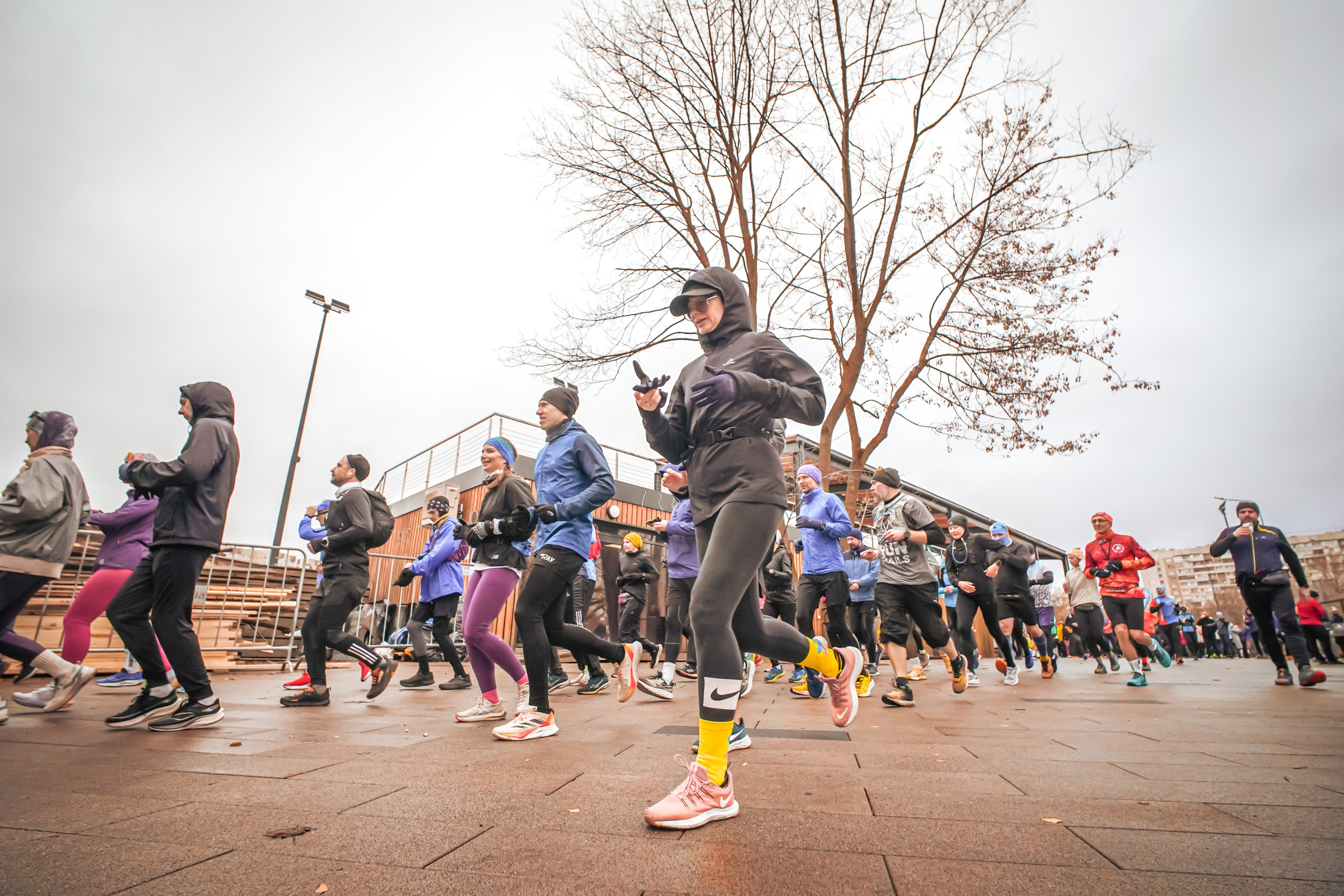 #марафонудома #яuzarun 2024 2-я петля, группа 6:30. Роман Капилюшов. Бег. Фото. Видео. г. Люберцы