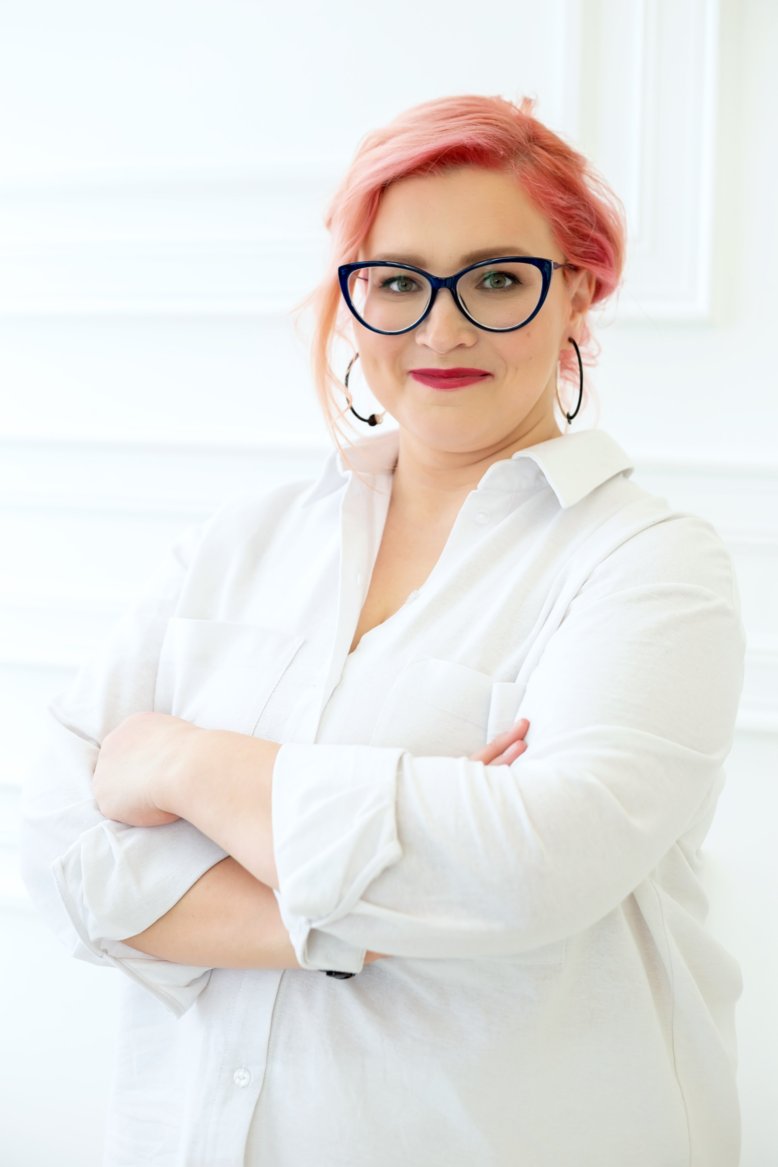 Профессиональные фото для коуча в СПб, яркие портреты для привлечения клиентов. Портретные фотосессии, контент-съемки, репортаж