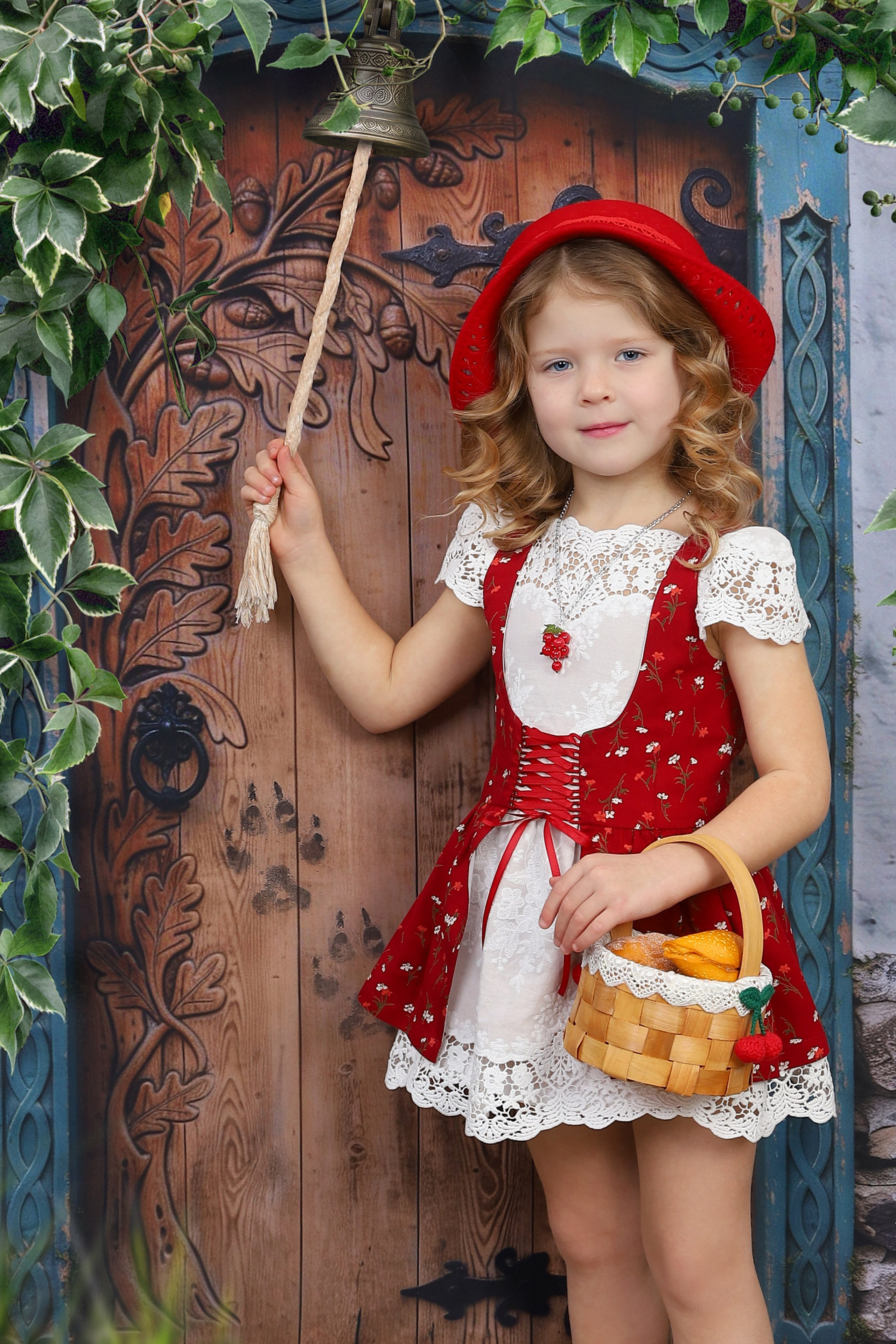 КОМПАНИЯ КРАЙФОТО ФОТОСЕССИЯ КРАСНАЯ ШАПОЧКА