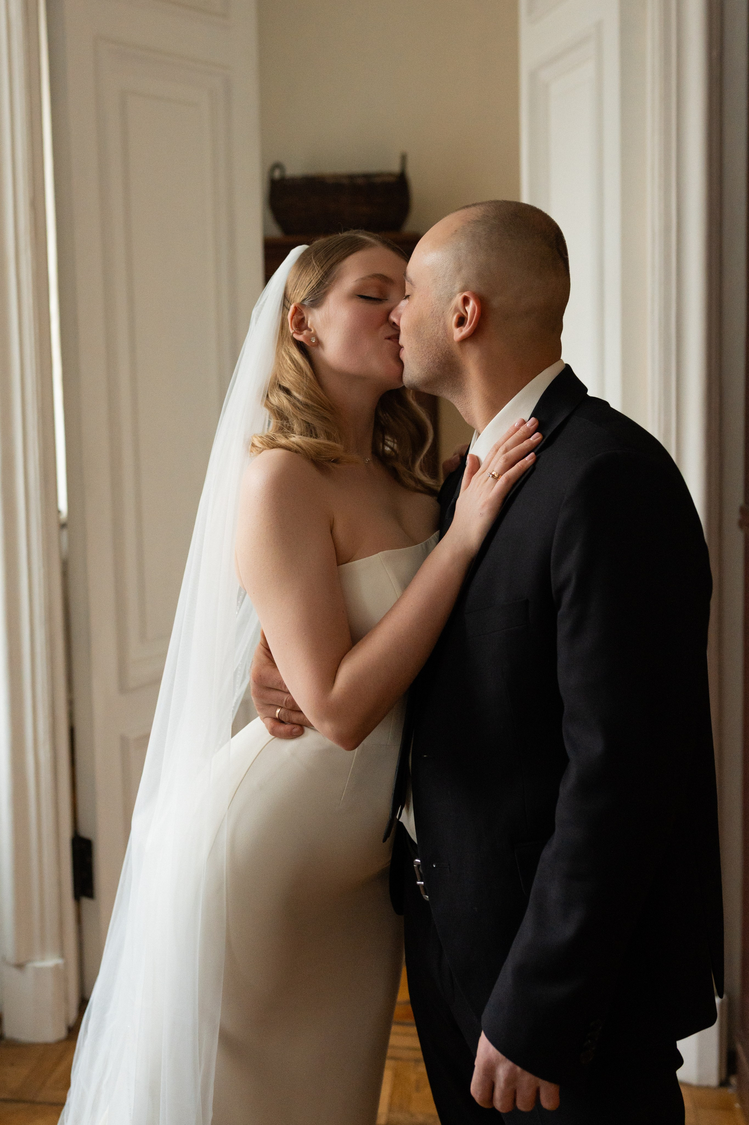 Мария и Алексей, студия 1884. Свадебный фотограф в Москве Анна Полушина