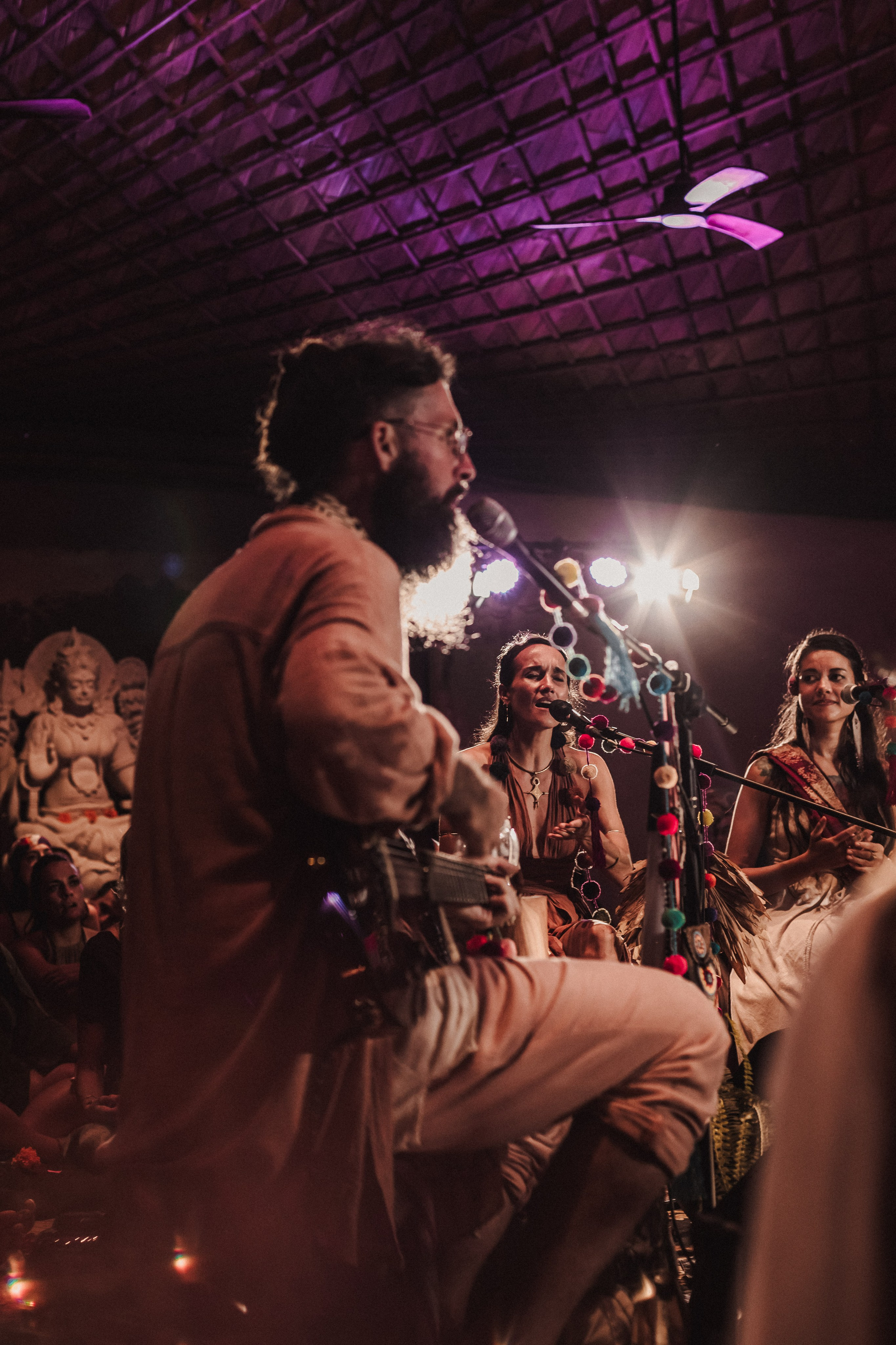 Hanuman Project kirtan at Alchemy march. Mariam Bagdasaryan