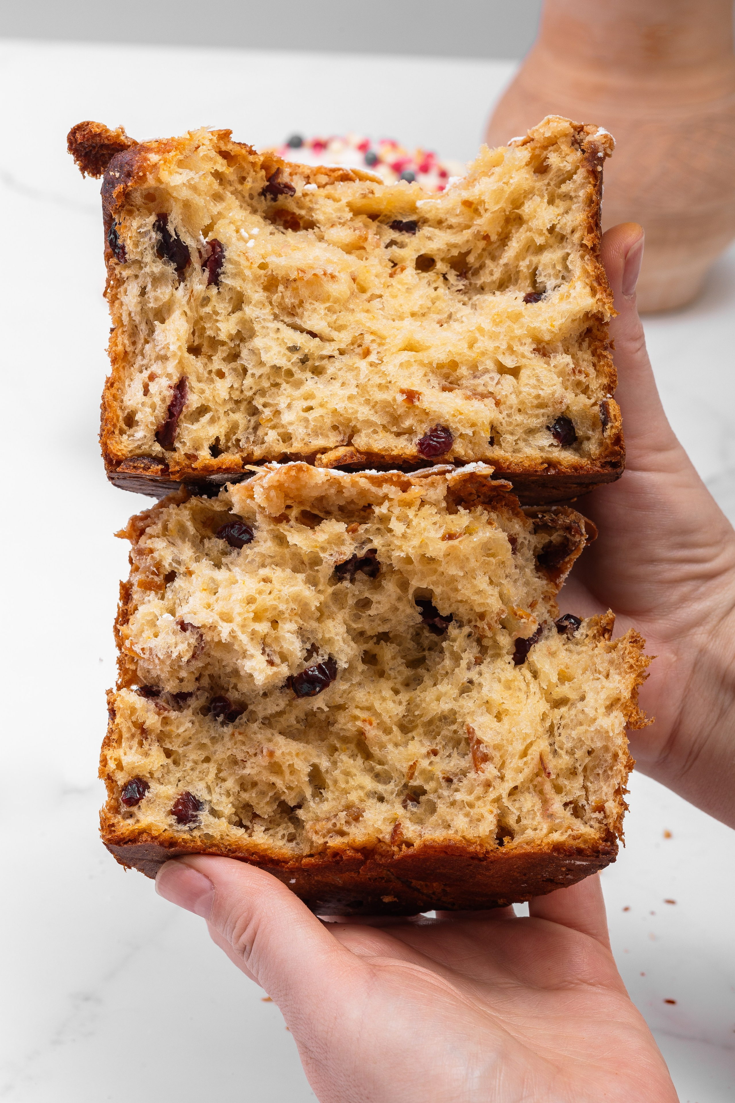 Показ начинки кулича