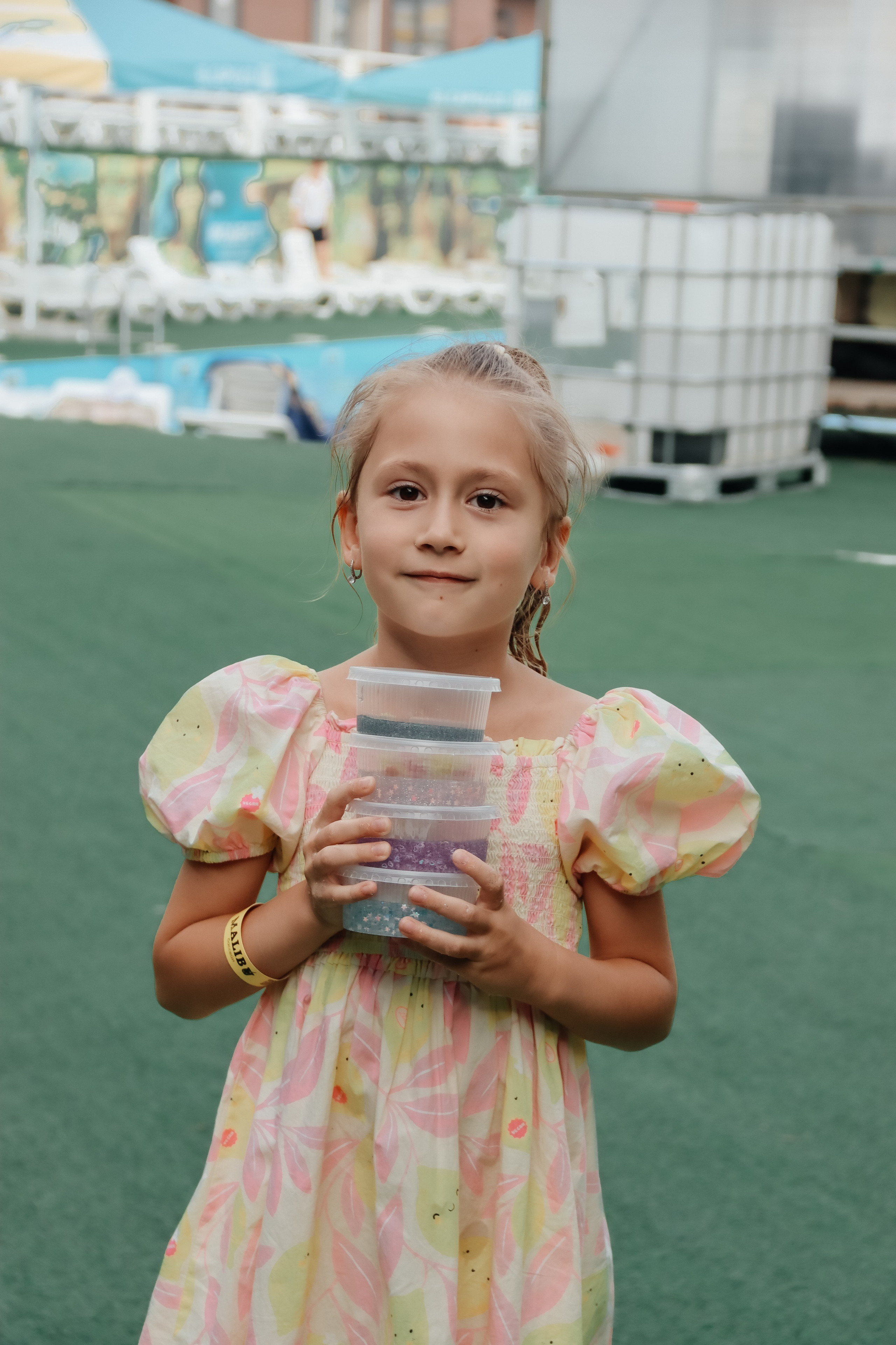 24.06.2026/Малибу/МК Большой Слайм. Семейный и детский фотограф в Славгороде Анастасия Винс