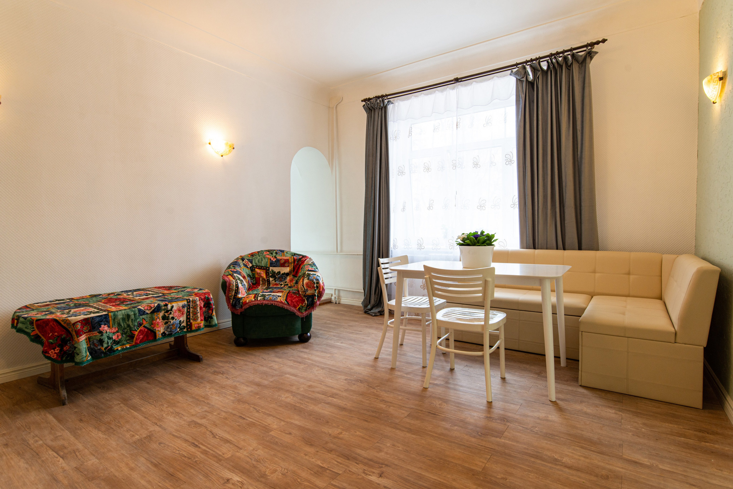 Интерьерная фотосъёмка однокомнатной квартиры. Репортажный и персональный фотограф в Москве