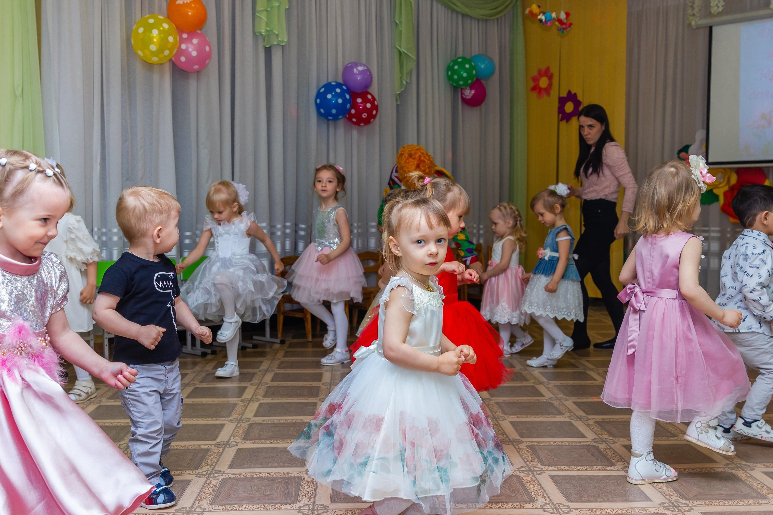 Утренник в яслях. Фотограф в Волгограде и Волжском Наталья Фирсова