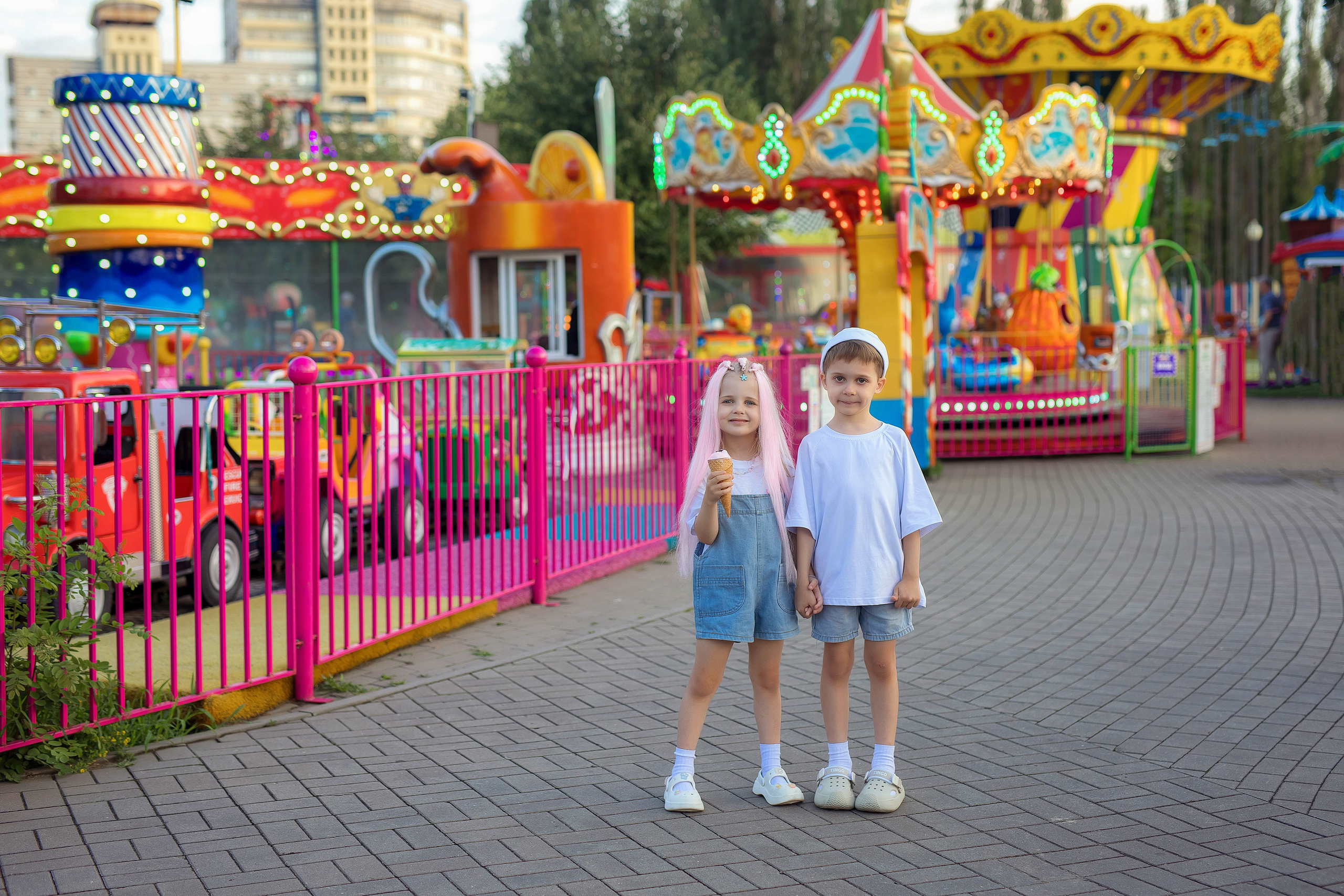Варюша, Витюша и Аврора. Фотограф на крещение и венчание