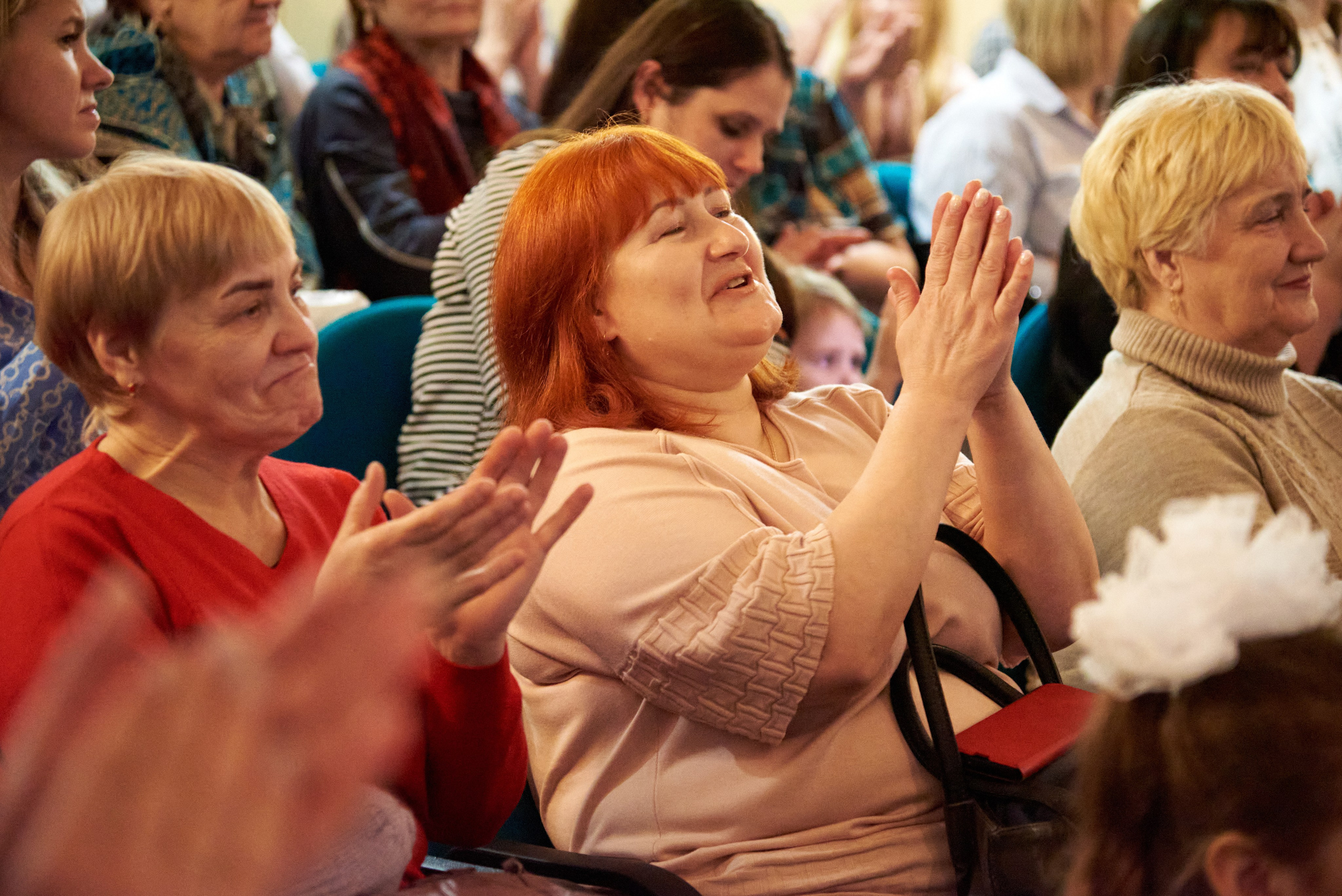 Концерт к международному женскому дню. [fXph] Фотограф Масликов Илья. Съёмка мероприятий в Ленинске-Кузнецком