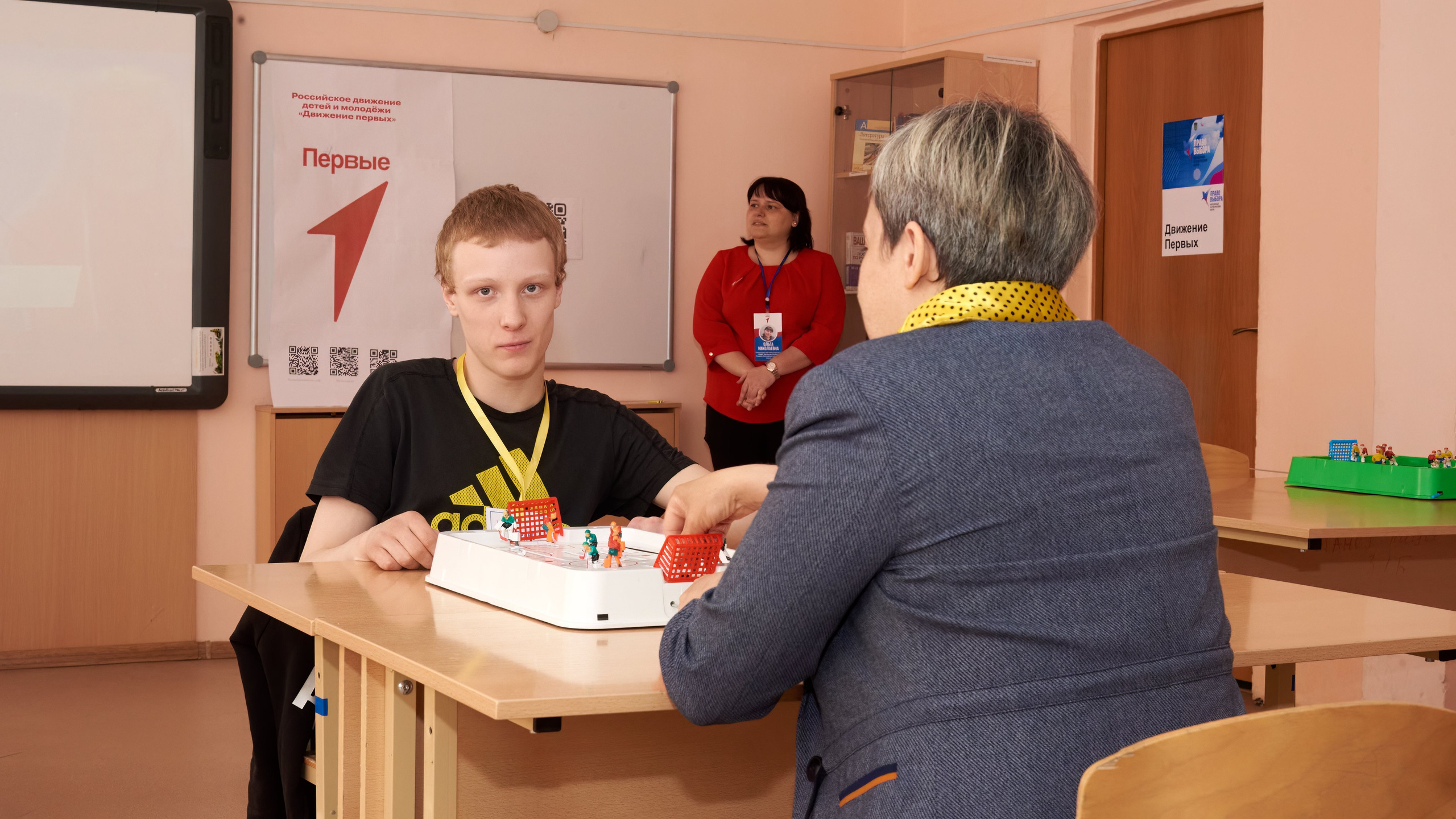 Открытие молодежного патриотического форума «Право выбора». [fXph] Фотограф Масликов Илья. Съёмка мероприятий в Ленинске-Кузнецком