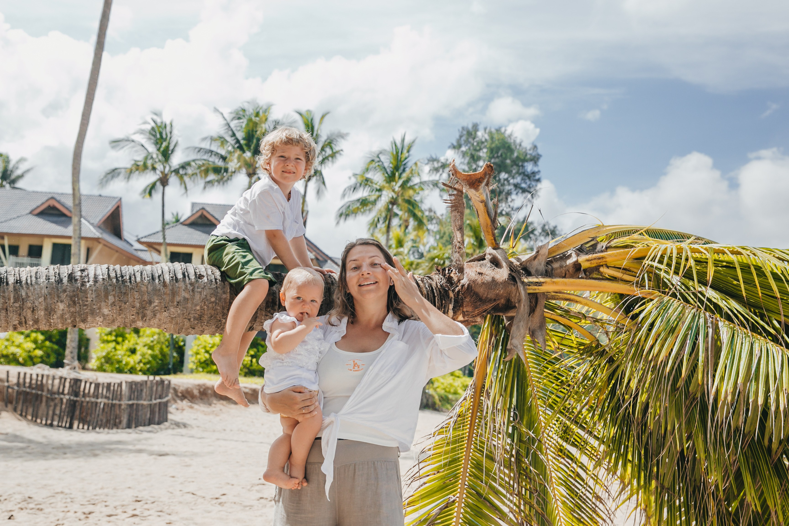 Ульяна с детьми Пхукет. Фотограф и видеограф Анна Домашенко