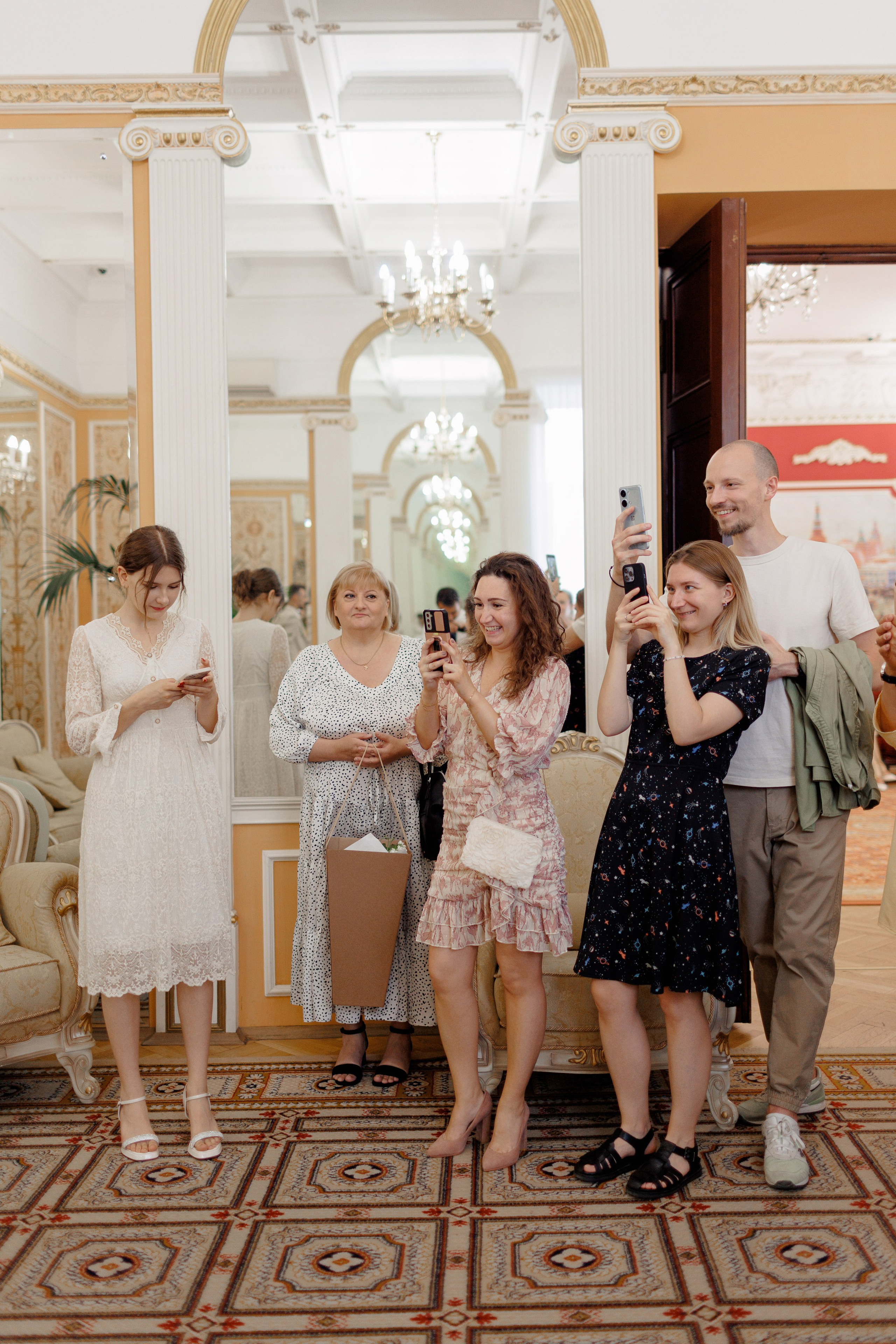 Оля + Антон. Вова Петров