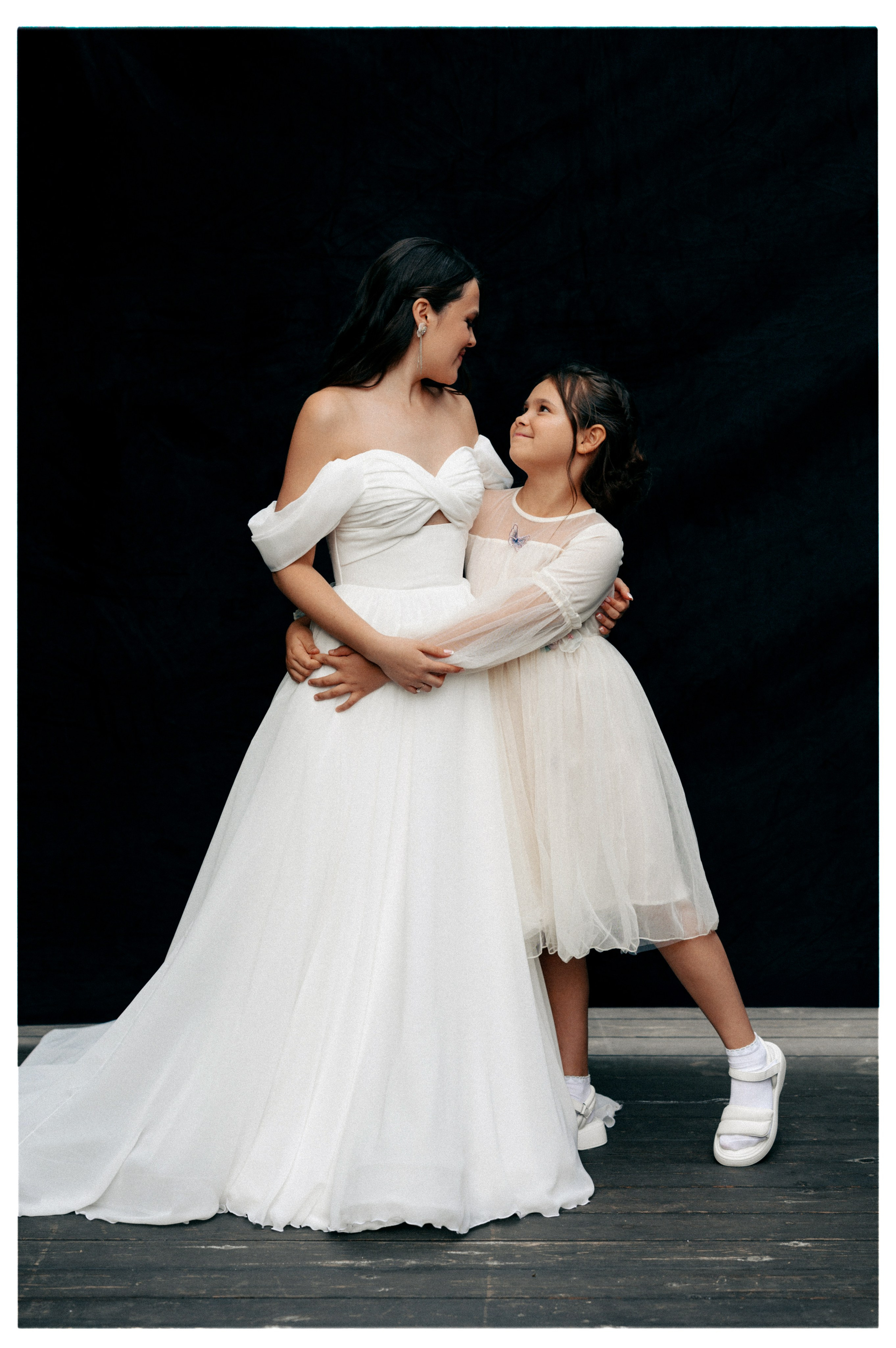 ЛЮБОВЬ КРАСНА. Свадебный и семейный фотограф Никита Корохов