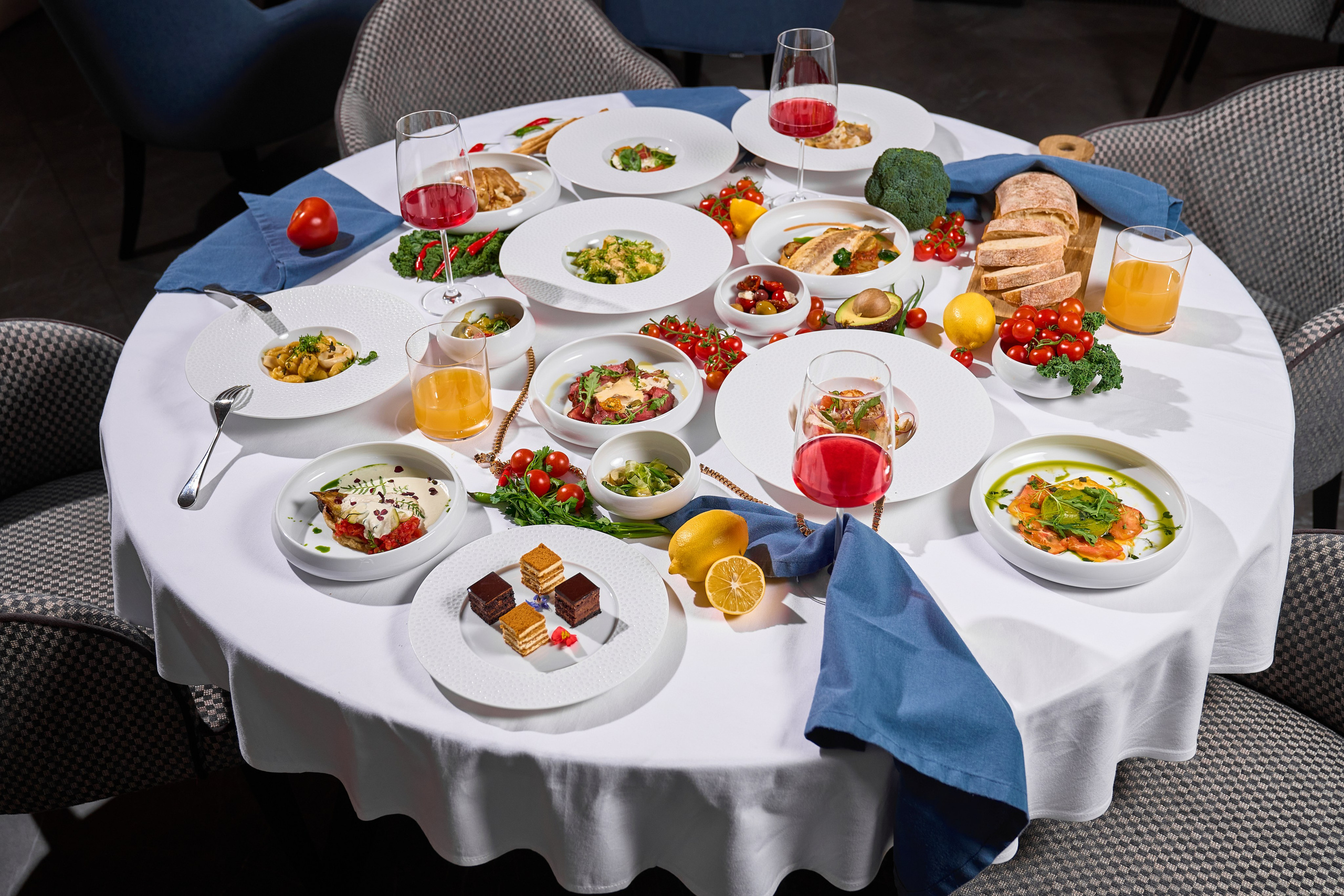 COSMOS ITALY — СЪЕМКА МЕНЮ