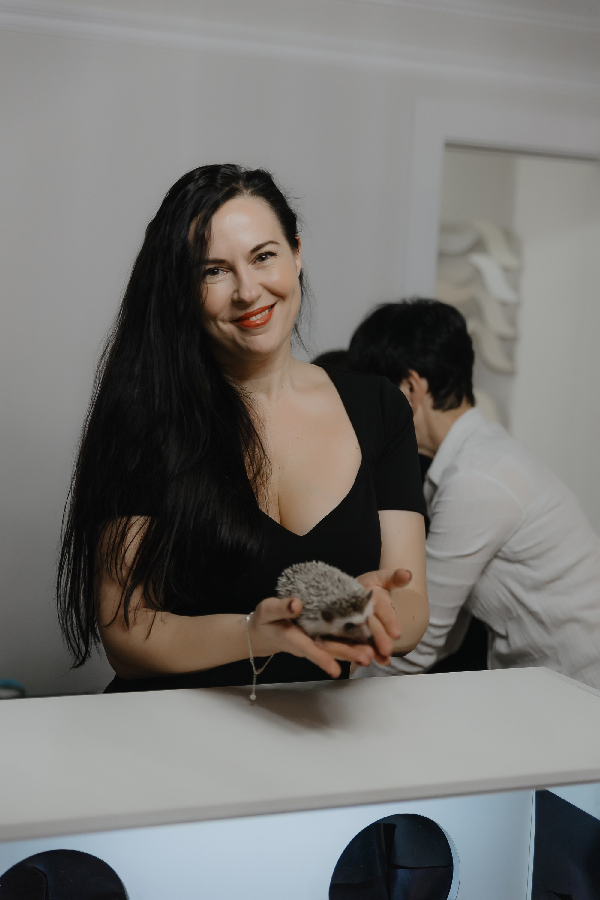 Открытие нового пространства интерьерного салона L. DECO в феврале 2025. L. Deco интерьерный салон. Краски/обои/лепной декор