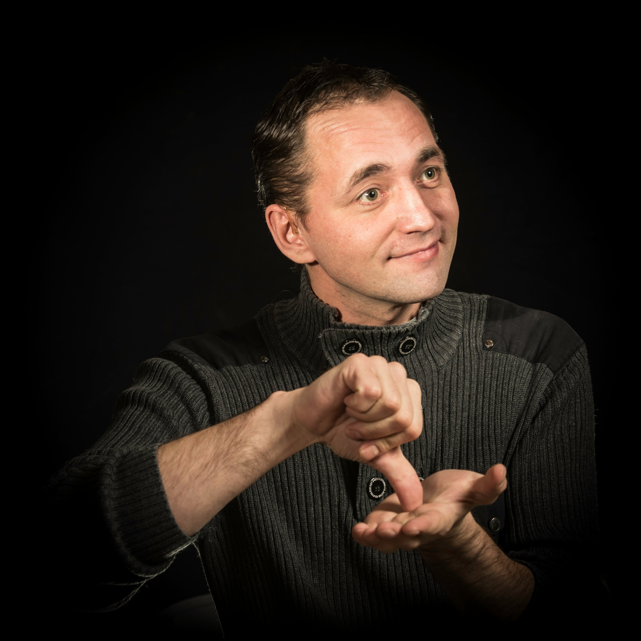 Сергей Синодов. Актёр, мим. Портфолио. Фотограф Андрей Зикеев, фотостудия AzArt Studio в Москве